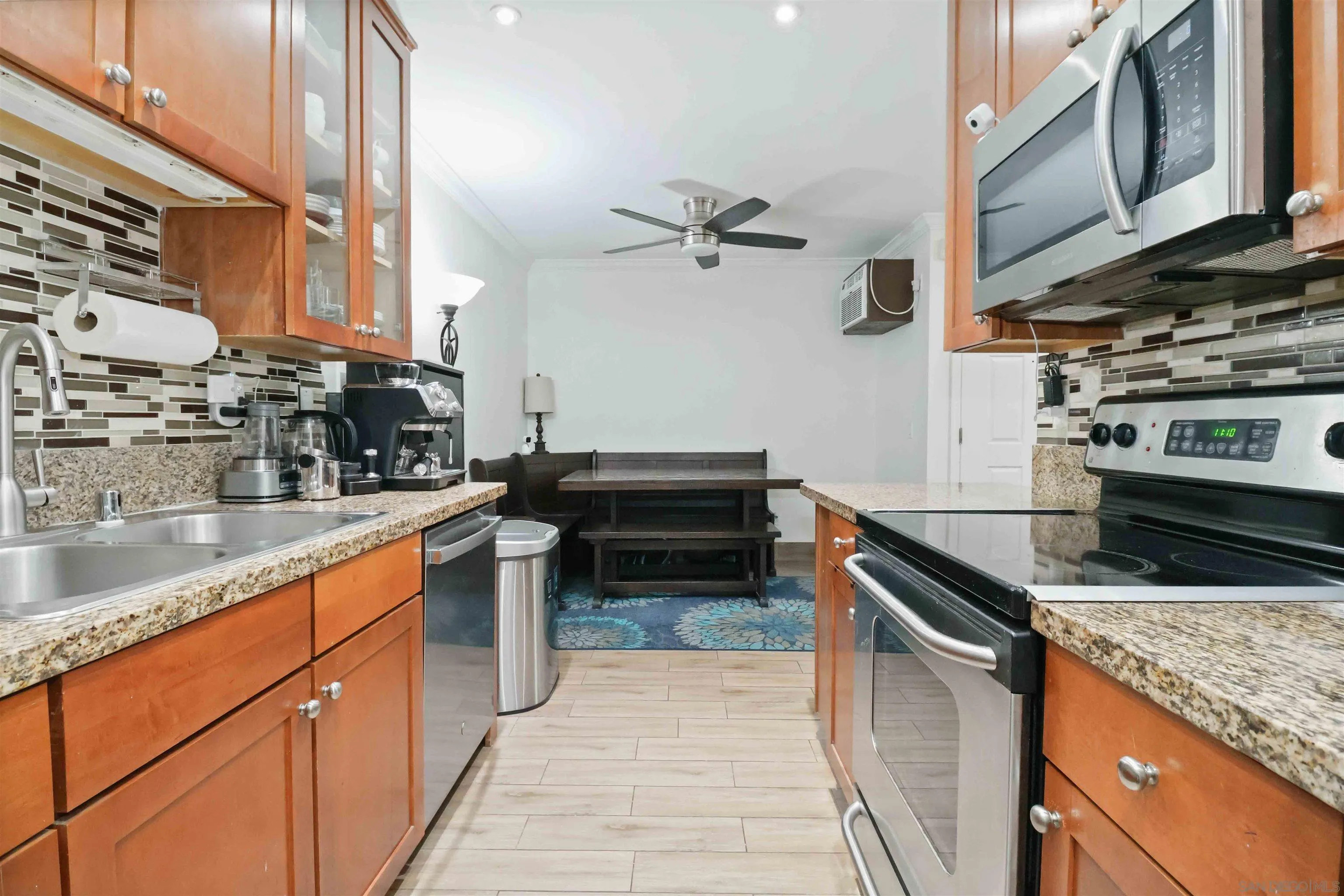 Photo #11: 250035519 Listing: Photo #11