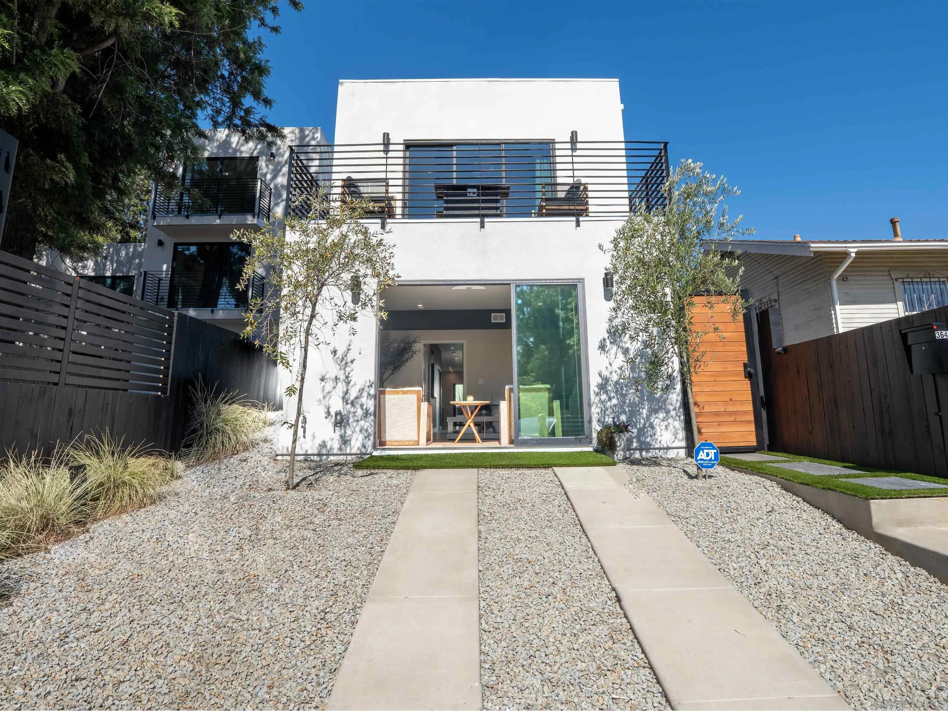 https://cdn.realtyfeed.com/cdn/127/250035530/657ea39bb859c009218ad328ba06f3d9.webp