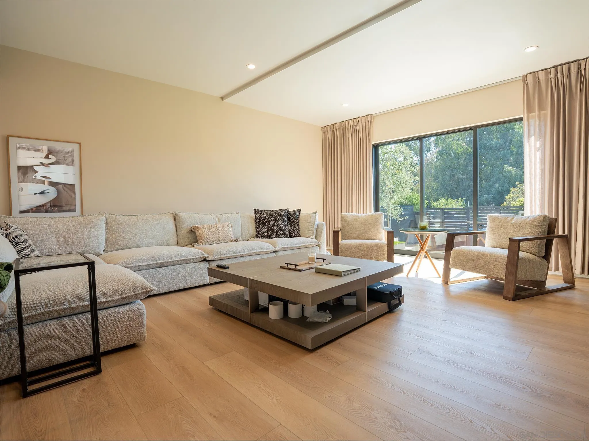 https://cdn.realtyfeed.com/cdn/127/250035530/ddc64cf6fdd4c39364595d79abc9a9a7.webp