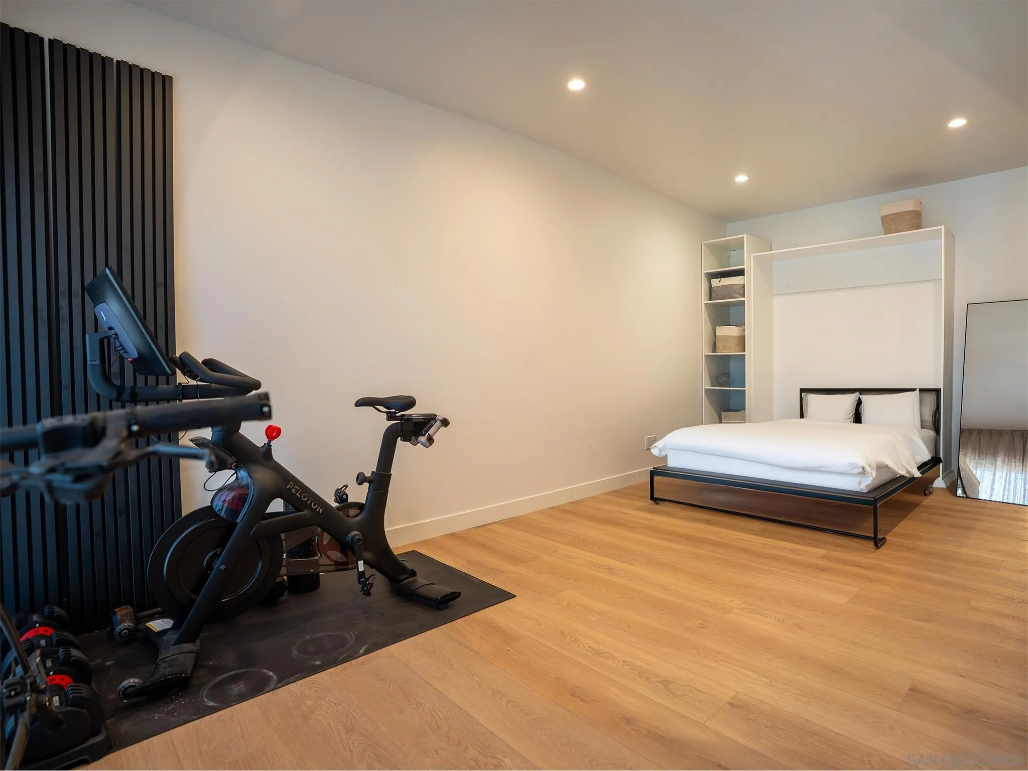 https://cdn.realtyfeed.com/cdn/127/250035530/fb71f5a30c4f6e7f61a6c56d200269db.webp