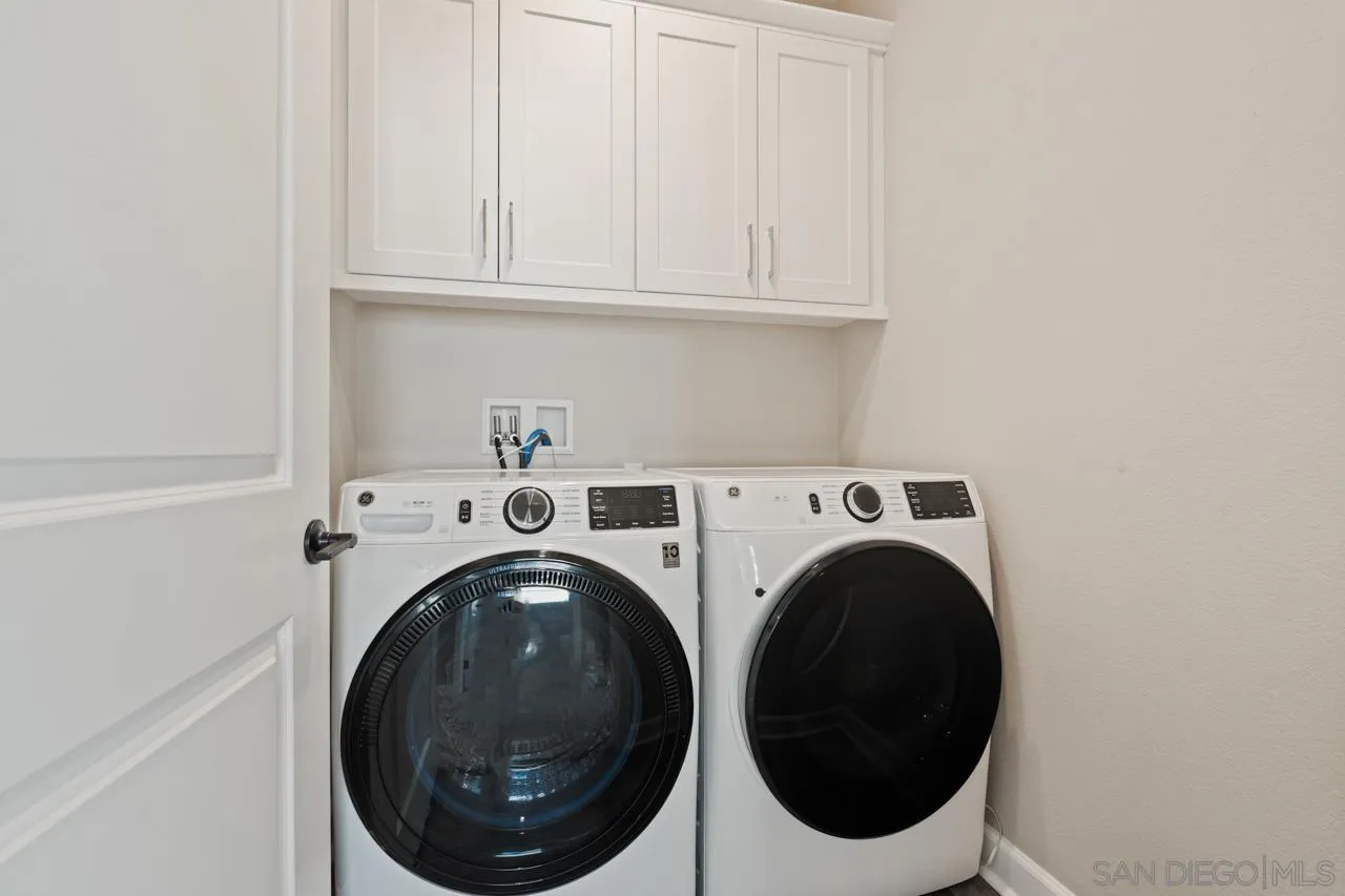 https://cdn.realtyfeed.com/cdn/127/250035531/cfe78aceb3c4558de8b20f917e71e9bb.webp