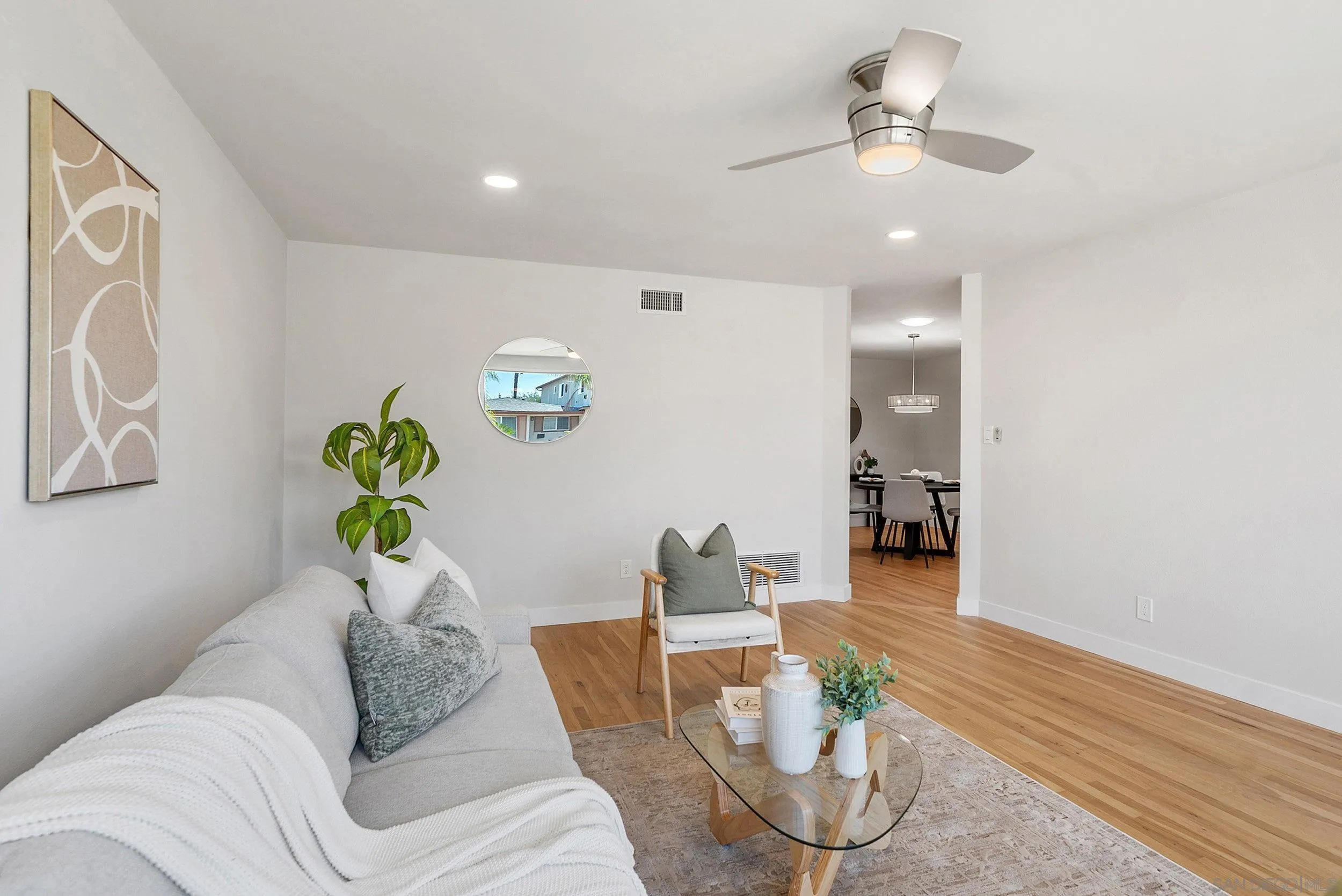 https://cdn.realtyfeed.com/cdn/127/250035541/d5971b1aa32c34bc3c61725df656e5d6.webp