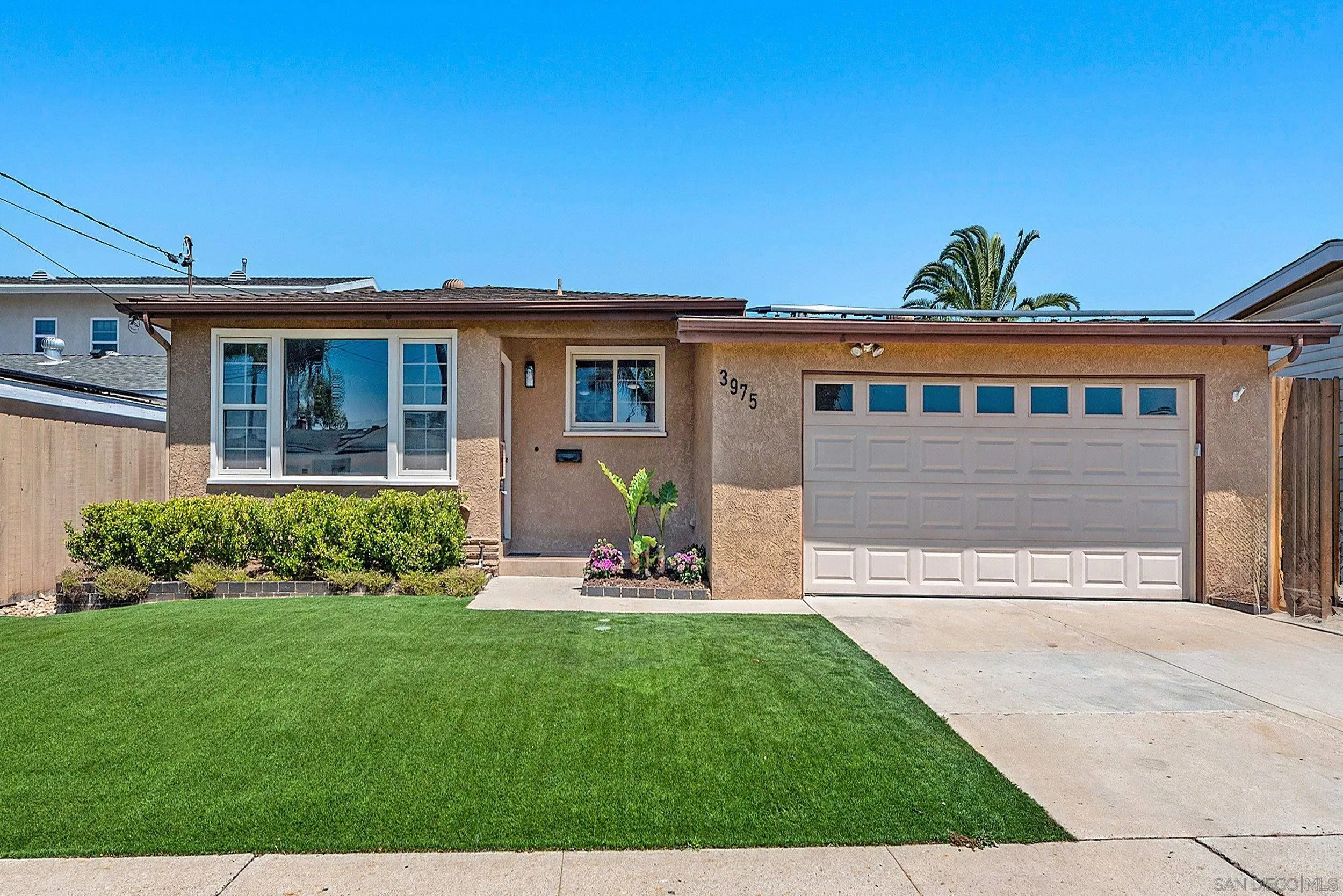 https://cdn.realtyfeed.com/cdn/127/250035541/e8d7cc8e3fd0f98225fc50283517c317.webp