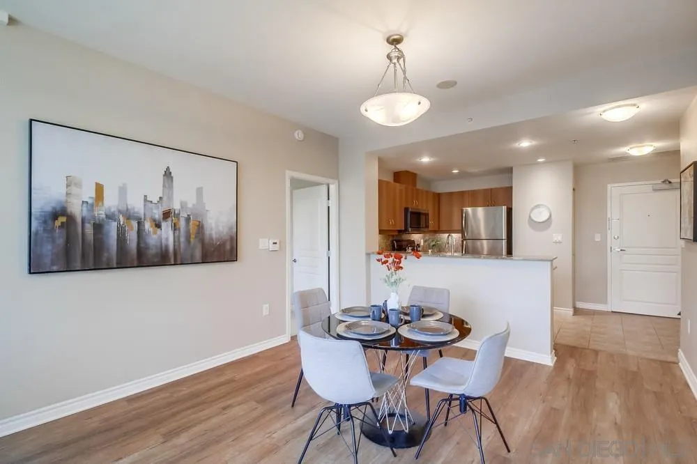 Photo #5: 250035543 Listing 