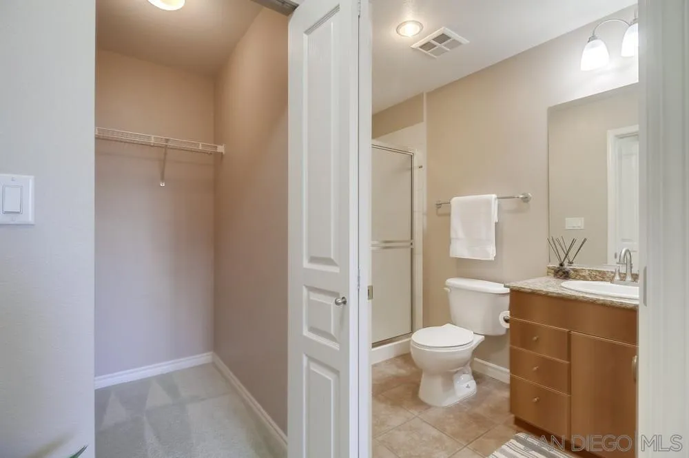 Photo #13: 250035543 Listing: Photo #13