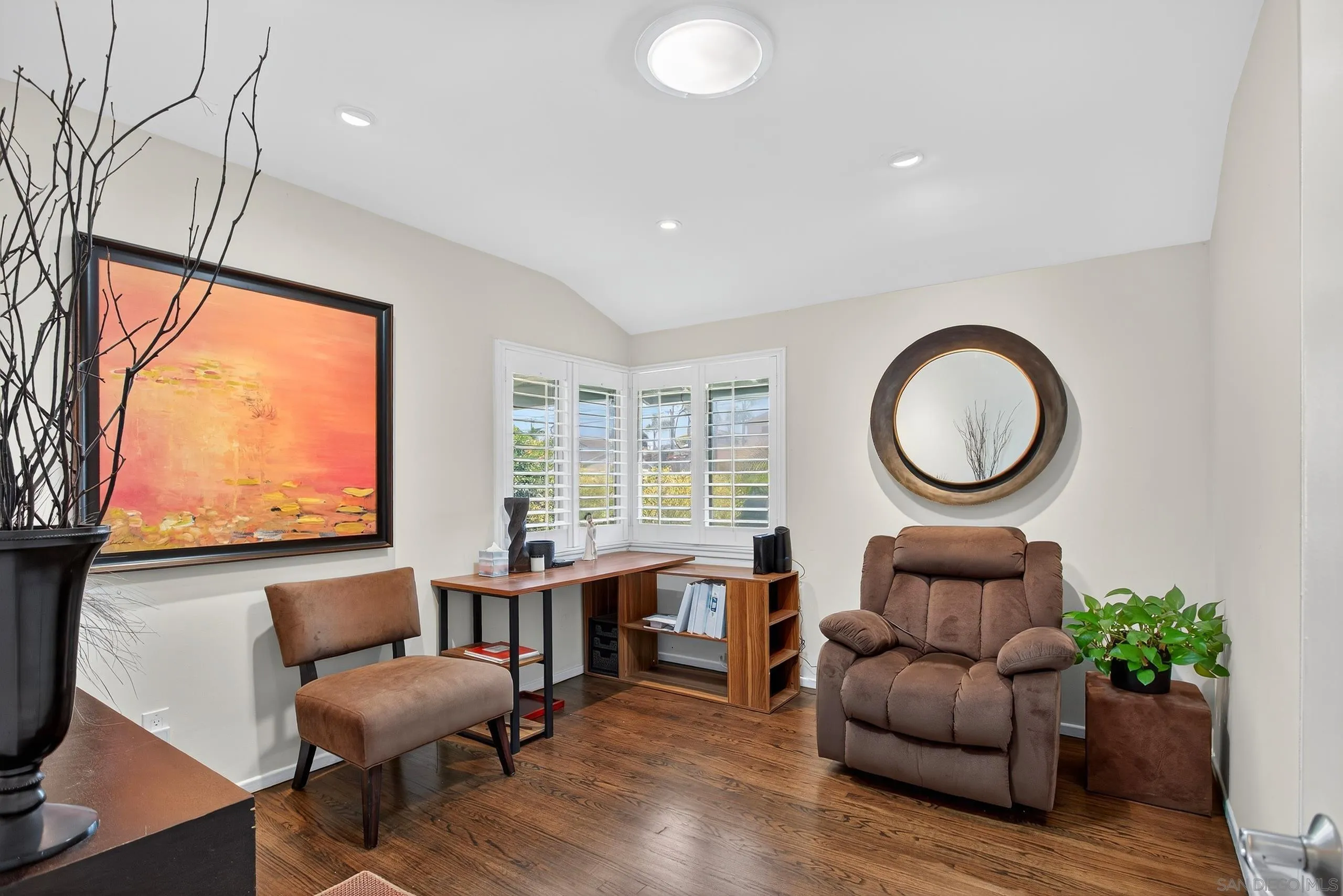 https://cdn.realtyfeed.com/cdn/127/250035547/297137c5fb3e3d072fe9886fa4c234b9.webp
