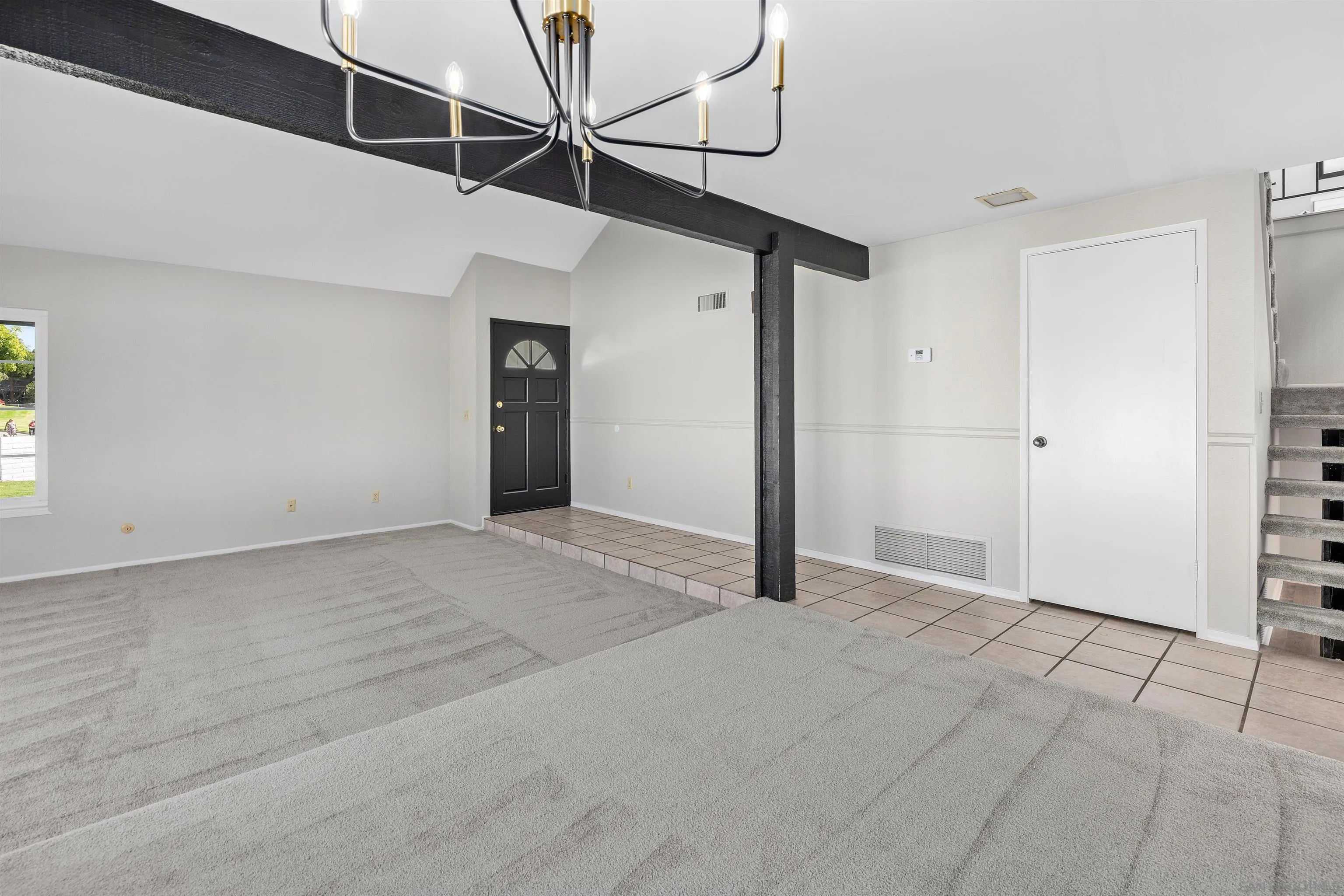 https://cdn.realtyfeed.com/cdn/127/250035548/ca41574001480c582b9dbe497715027f.webp