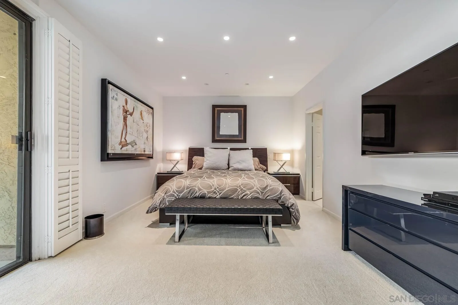 Photo #11: 250035558 Listing: Photo #11