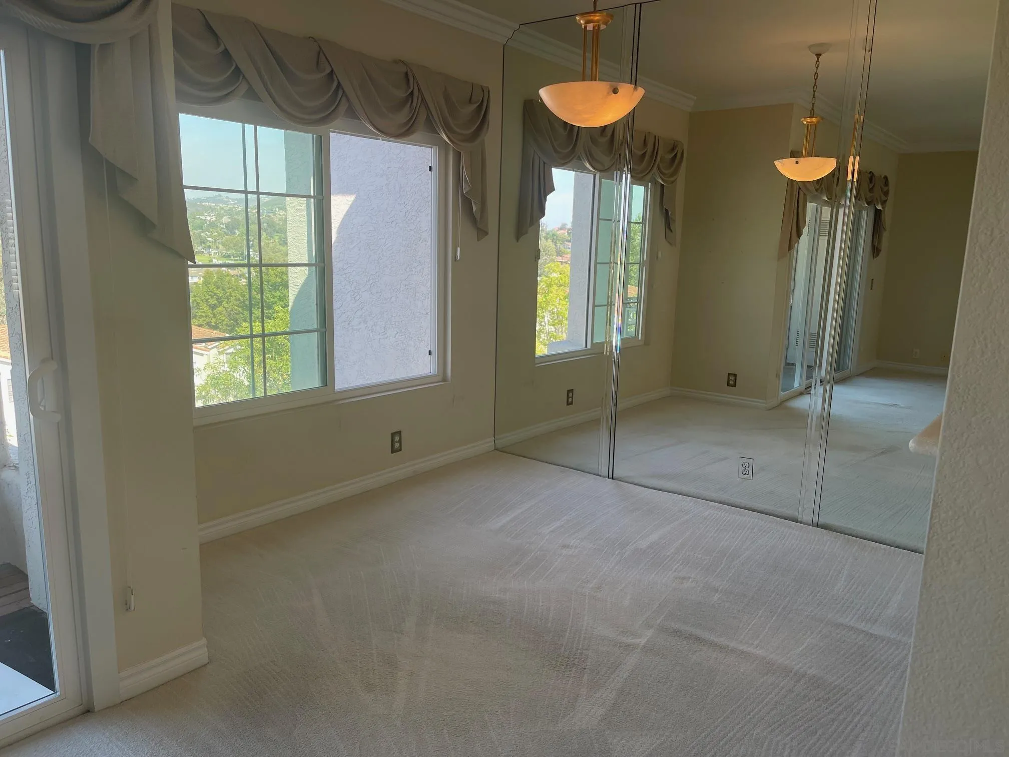 Photo #5: 250035568 Listing 