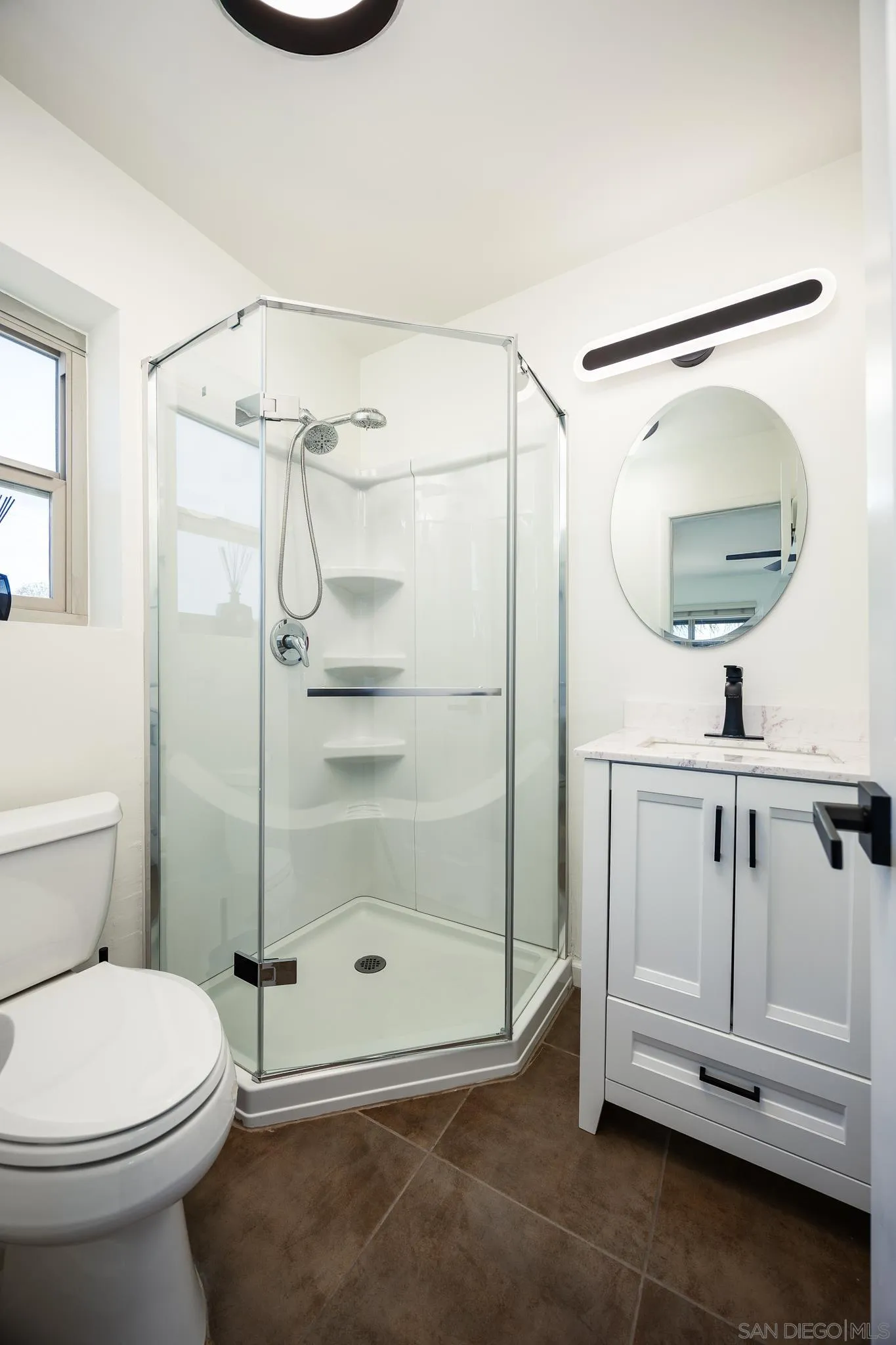 Photo #11: 250035575 Listing: Photo #11