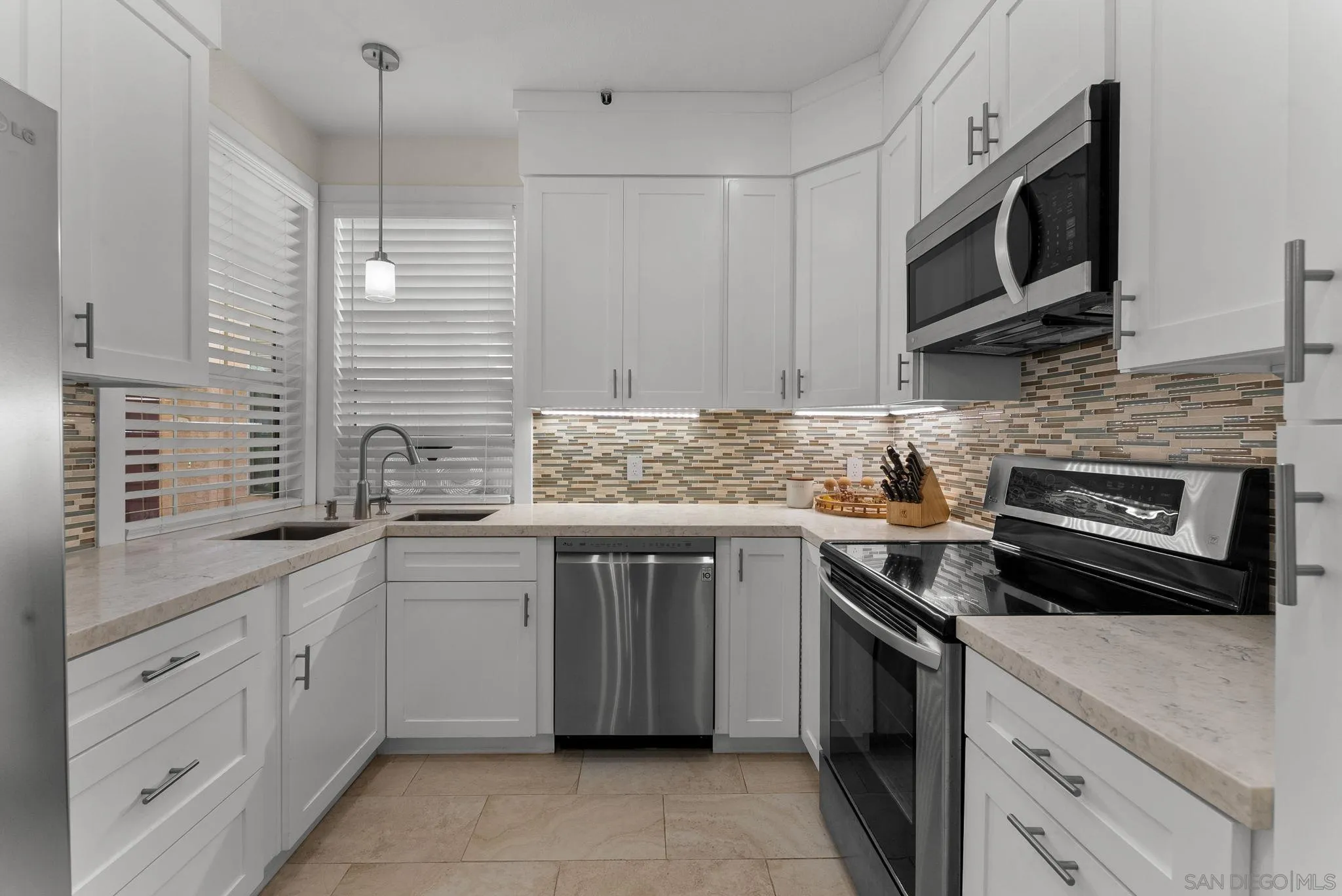 Photo #5: 250035579 Listing 
