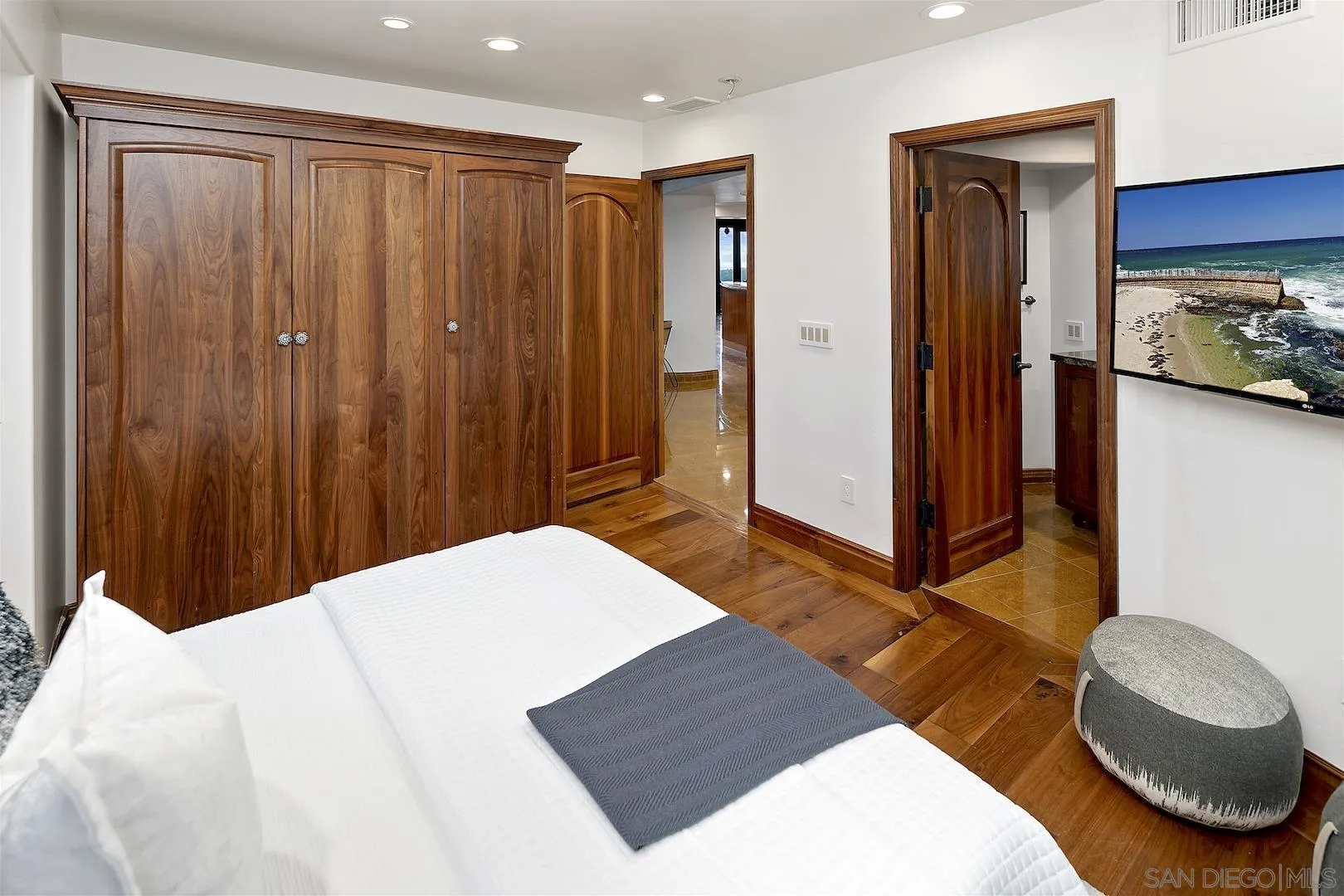 Photo #51: 250035587 Listing: Photo #51