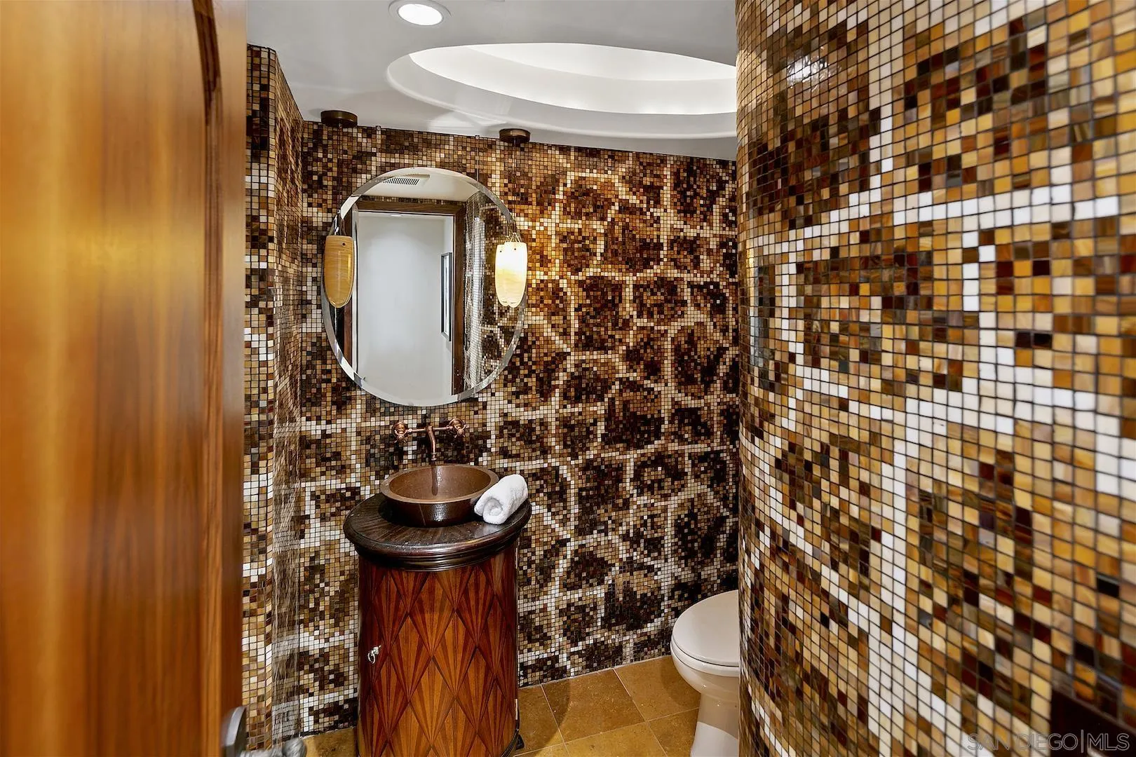 https://cdn.realtyfeed.com/cdn/127/250035587/c8fb04df61bc64da55d17091e6751a9e.webp