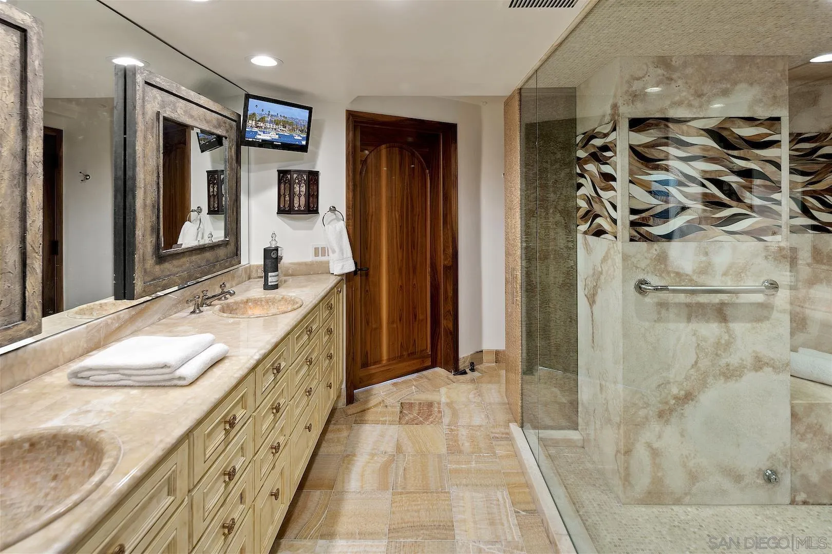 Photo #32: 250035587 Listing: Photo #32