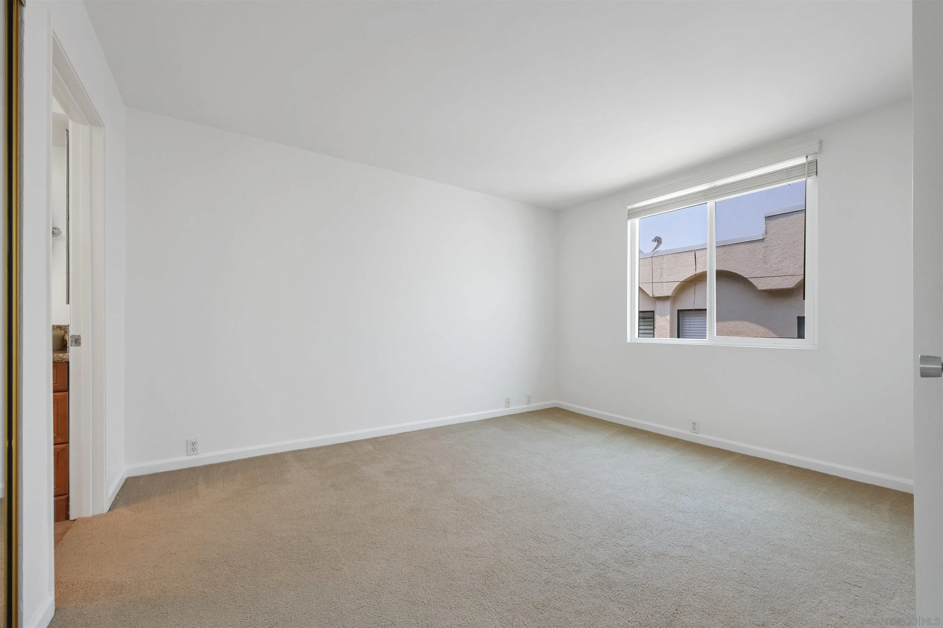 Photo #18: 250035600 Listing: Photo #18