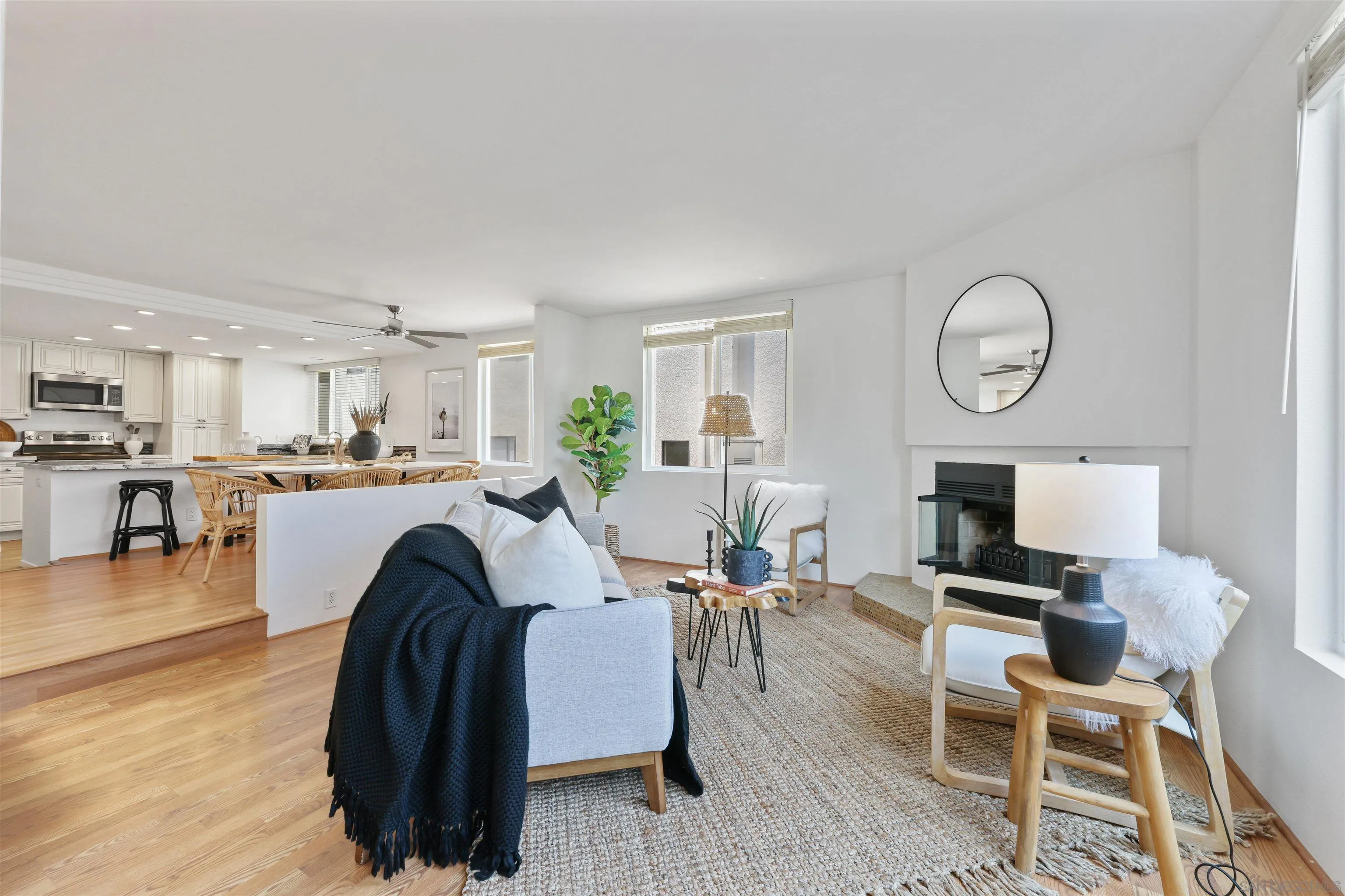 Photo #5: 250035600 Listing 