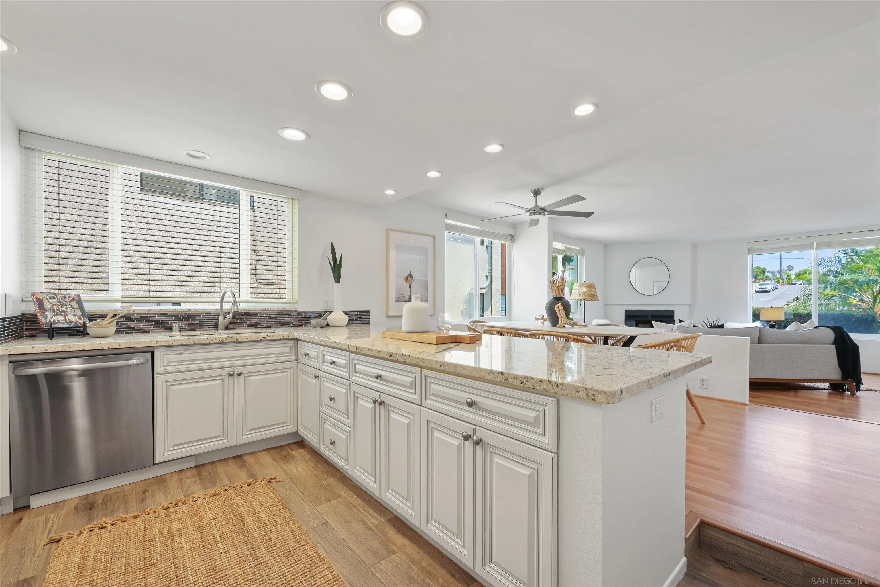 Photo #10: 250035600 Listing: Photo #10