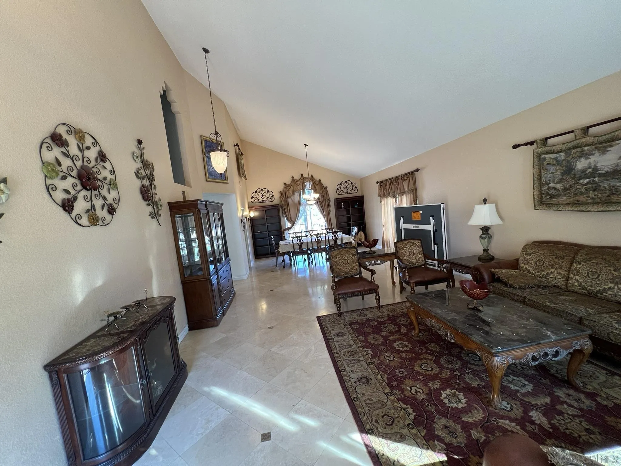 https://cdn.realtyfeed.com/cdn/127/250035601/3169fd275ade52fccf42a1b7624b7a2f.webp