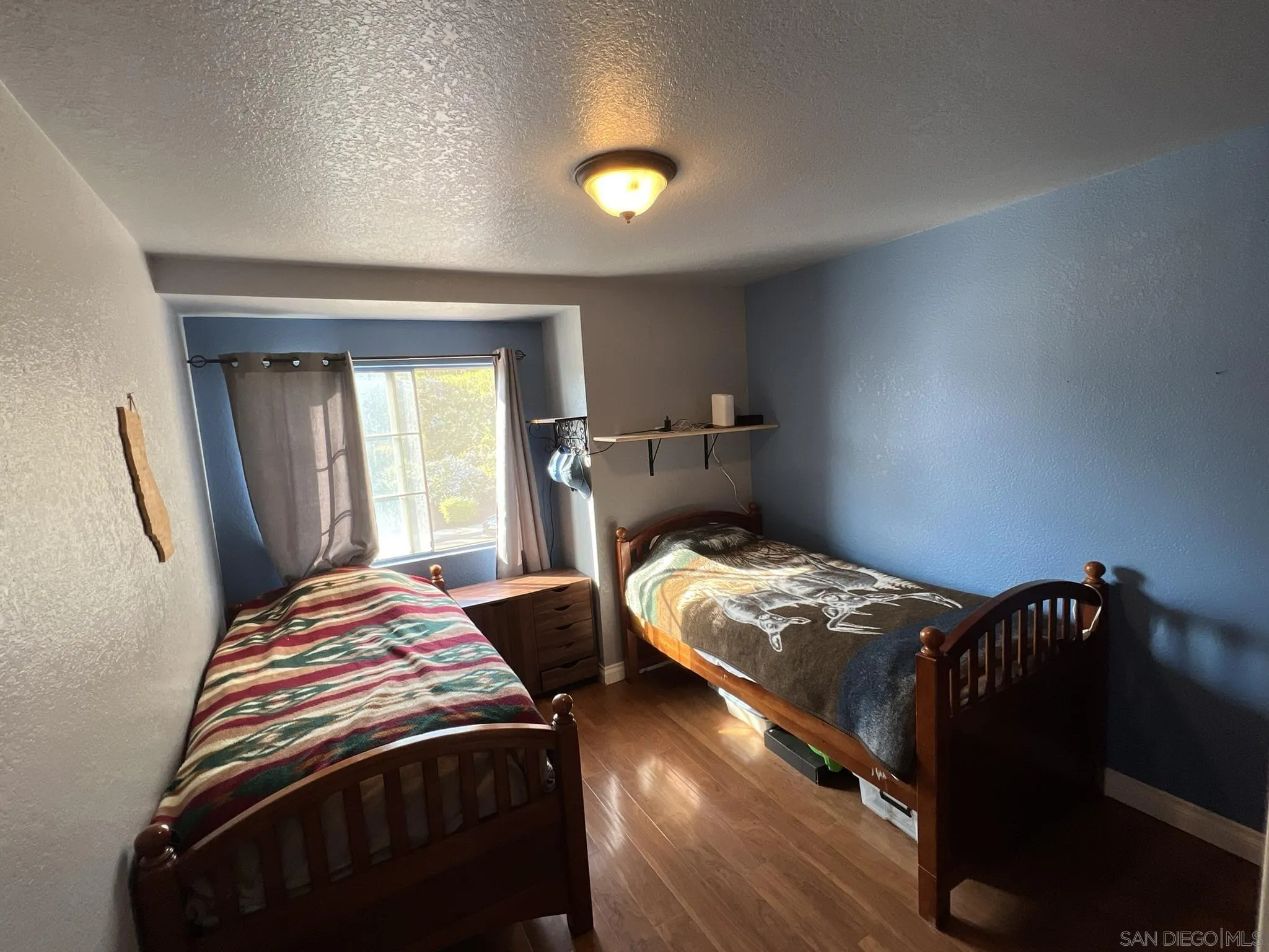 https://cdn.realtyfeed.com/cdn/127/250035601/871a6b987733bf0d9db03480bcec8c5e.webp