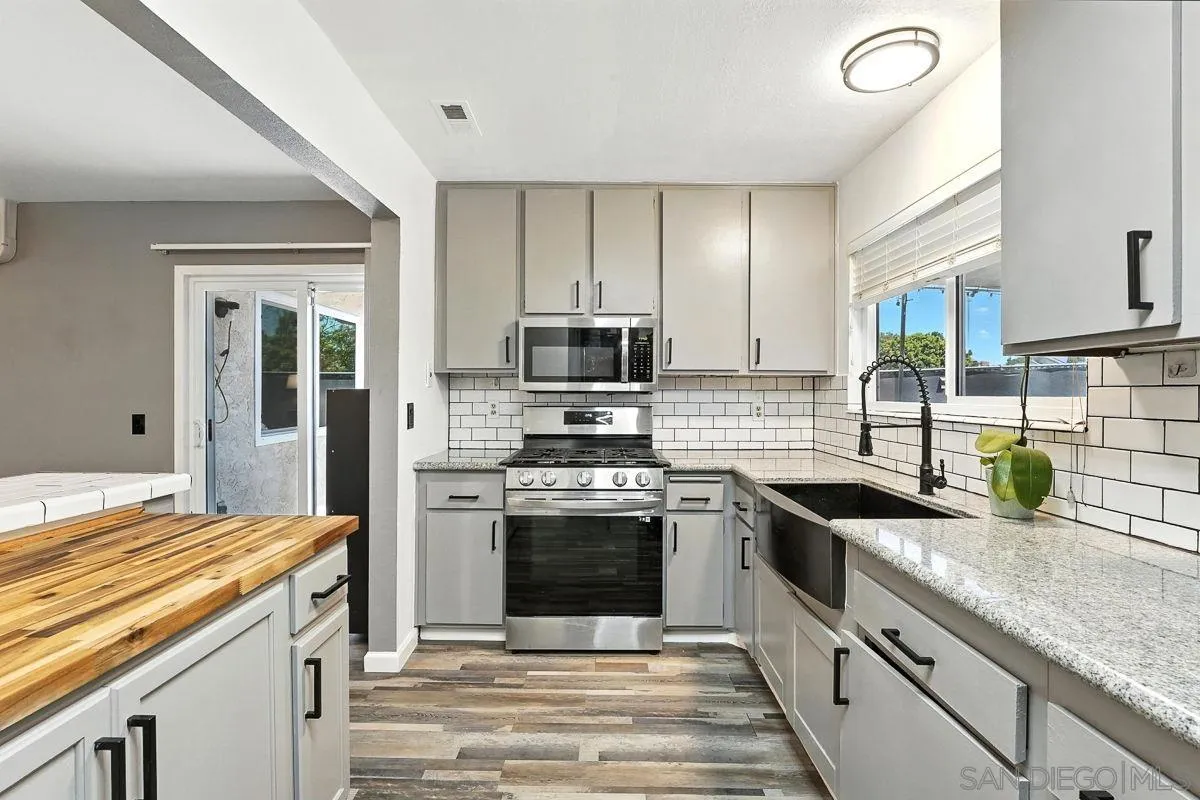 Photo #10: 250035604 Listing: Photo #10