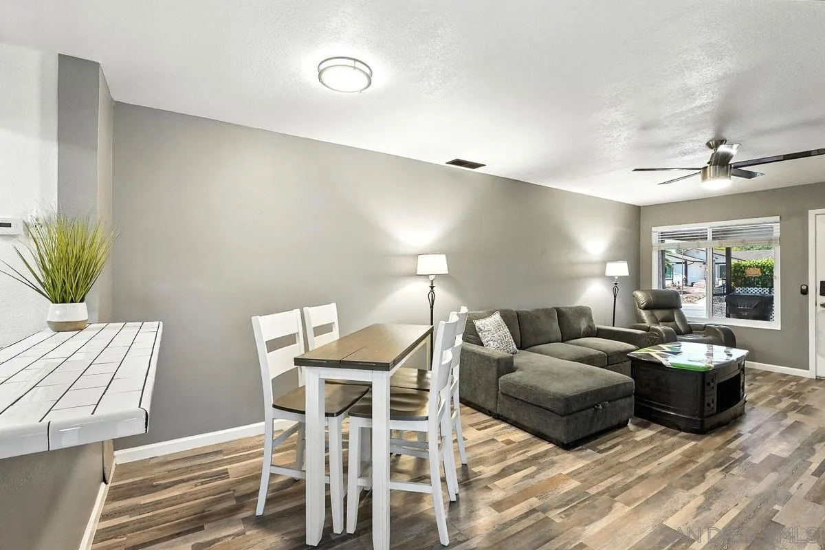 Photo #6: 250035604 Listing 