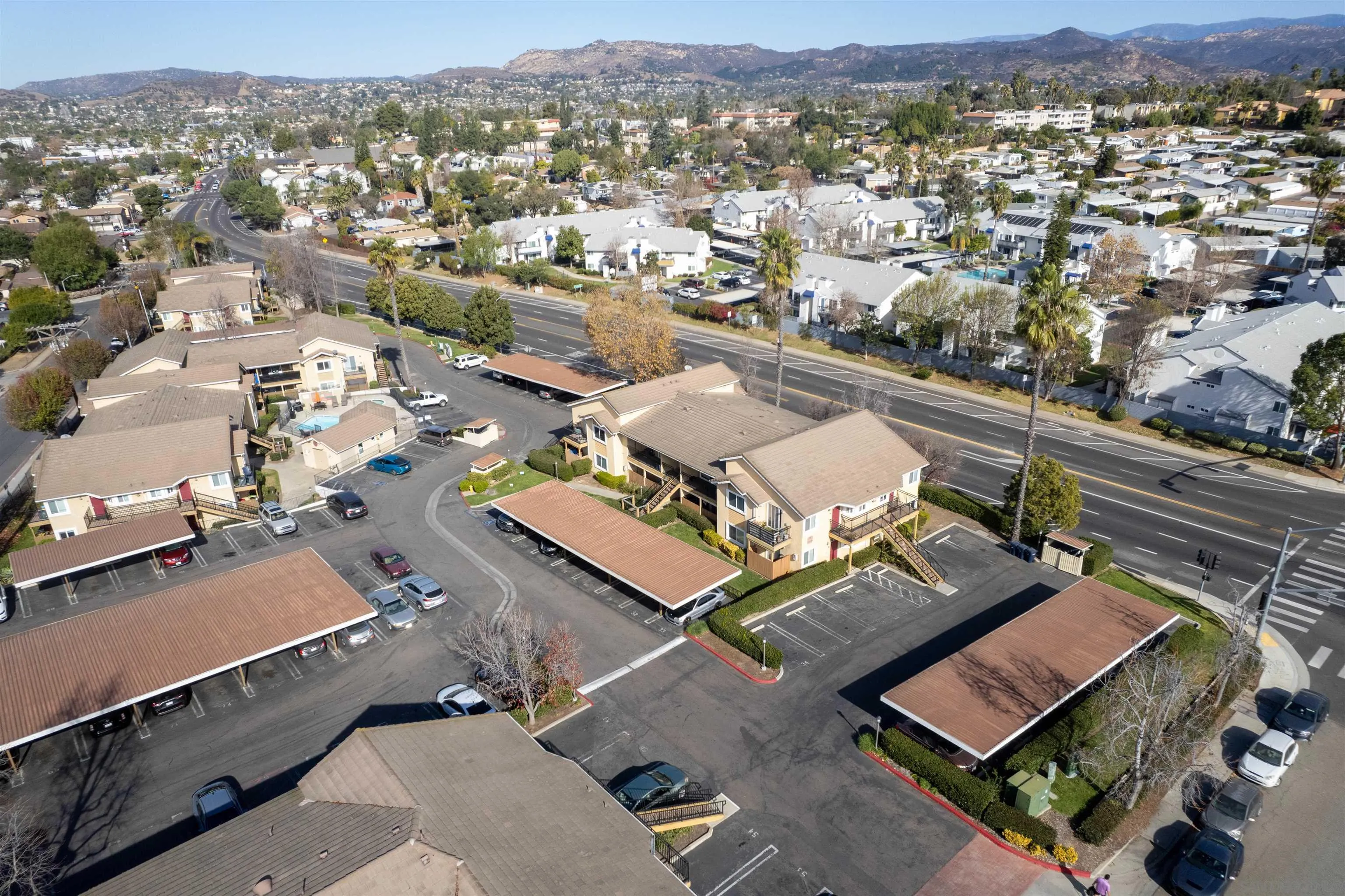 Photo #2: 250035605 Listing 