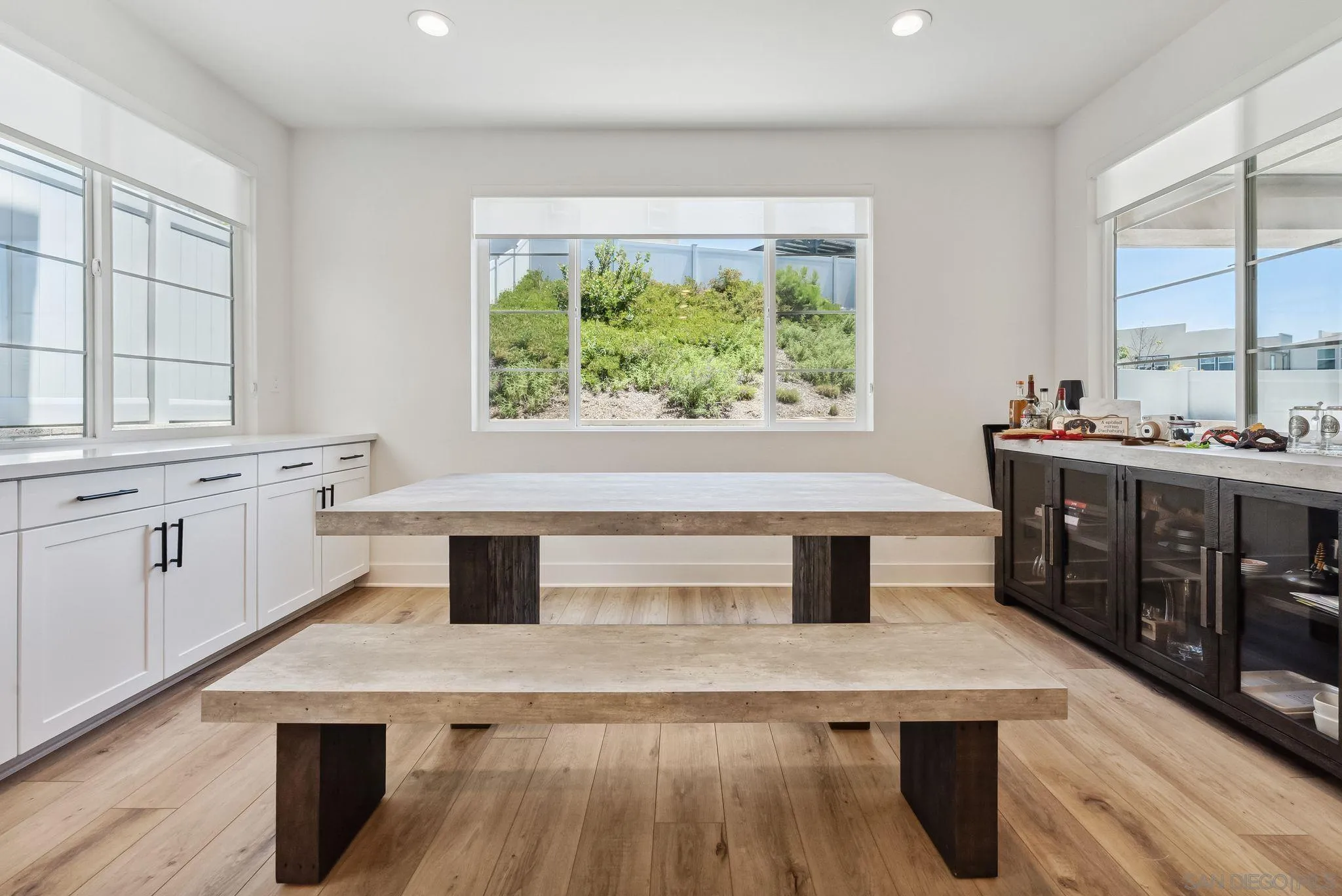 https://cdn.realtyfeed.com/cdn/127/250035606/17b189c74e121cc1ba10d663f5cb5836.webp