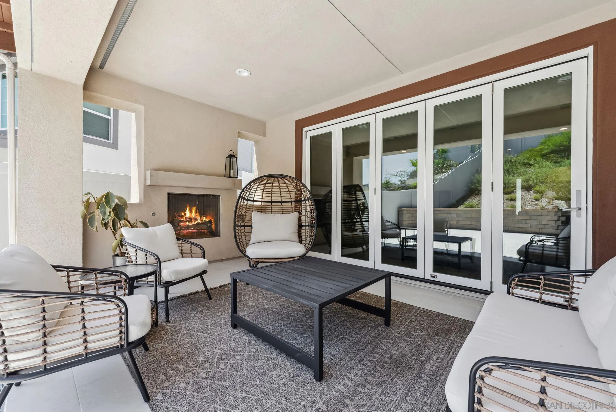 https://cdn.realtyfeed.com/cdn/127/250035606/a99a5b0badfaf6539d1a425411ab042b.webp