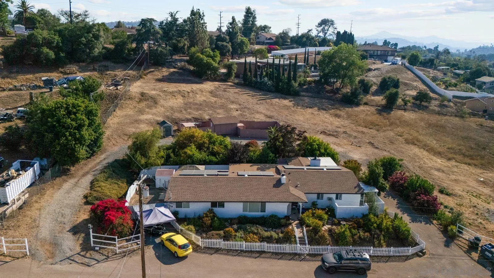 https://cdn.realtyfeed.com/cdn/127/250035612/1458b5b3a5e32d38b1546d1dc0b614a3.webp