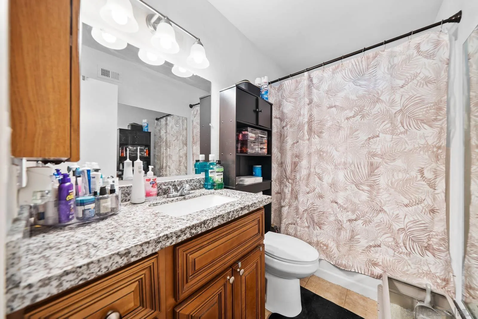 https://cdn.realtyfeed.com/cdn/127/250035612/ee3de274d1c8c215f98b1f22bf296ce8.webp