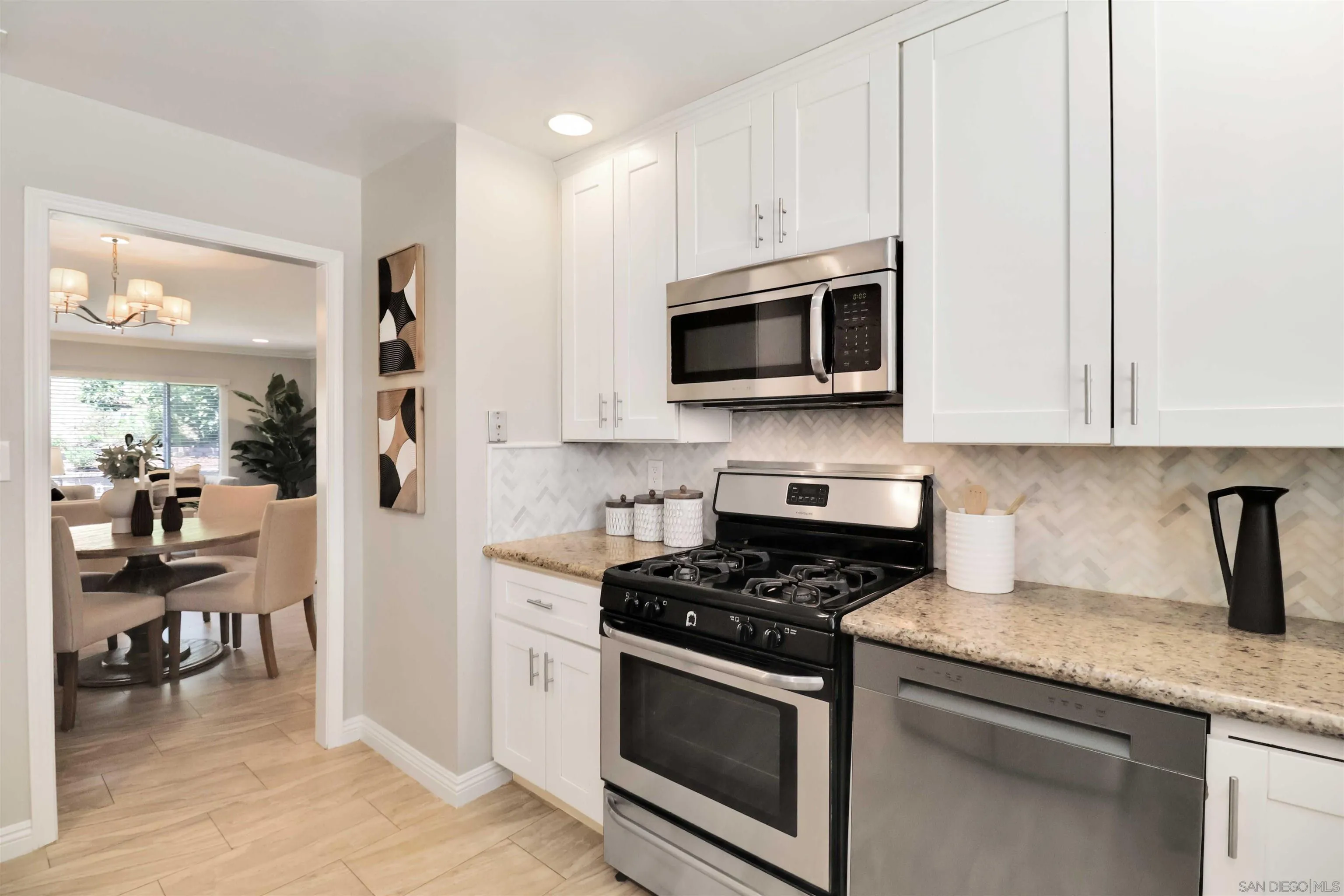 https://cdn.realtyfeed.com/cdn/127/250035616/7171e2c3dddd3dbdea918a0d79bf1ddf.webp