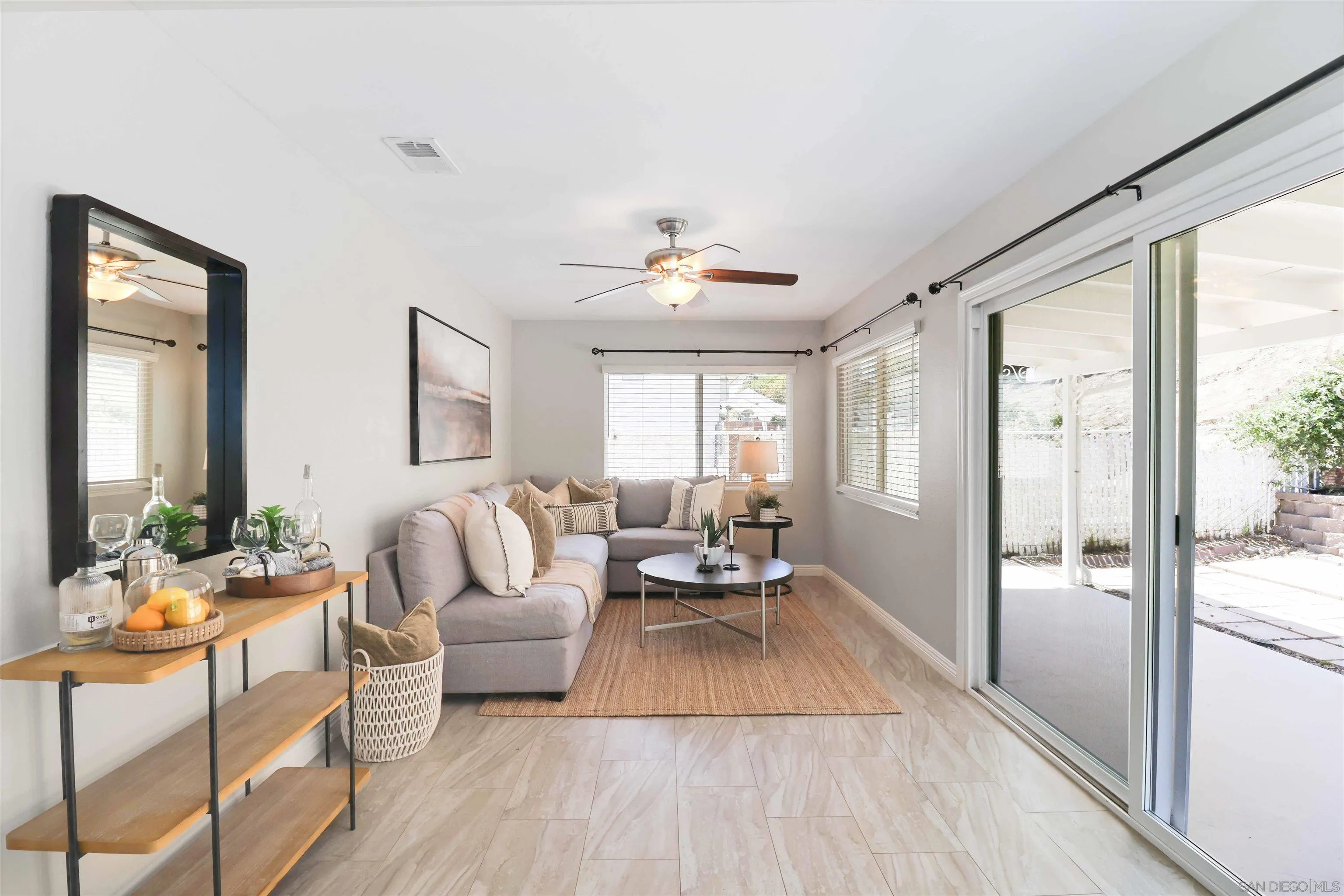 https://cdn.realtyfeed.com/cdn/127/250035616/90605e01f9a3ae53a1be5080e7007f0b.webp