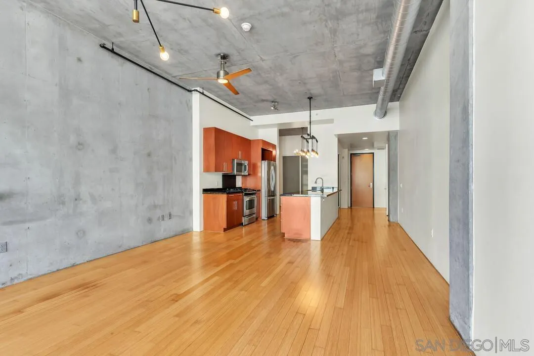 Photo #20: 250035620 Listing: Photo #20