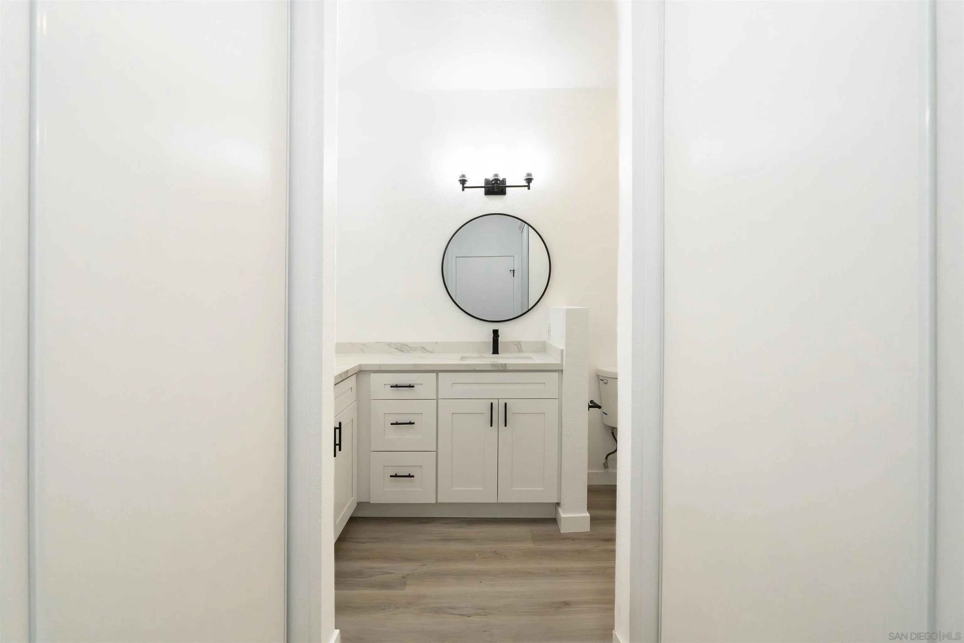 Photo #18: 250035624 Listing: Photo #18