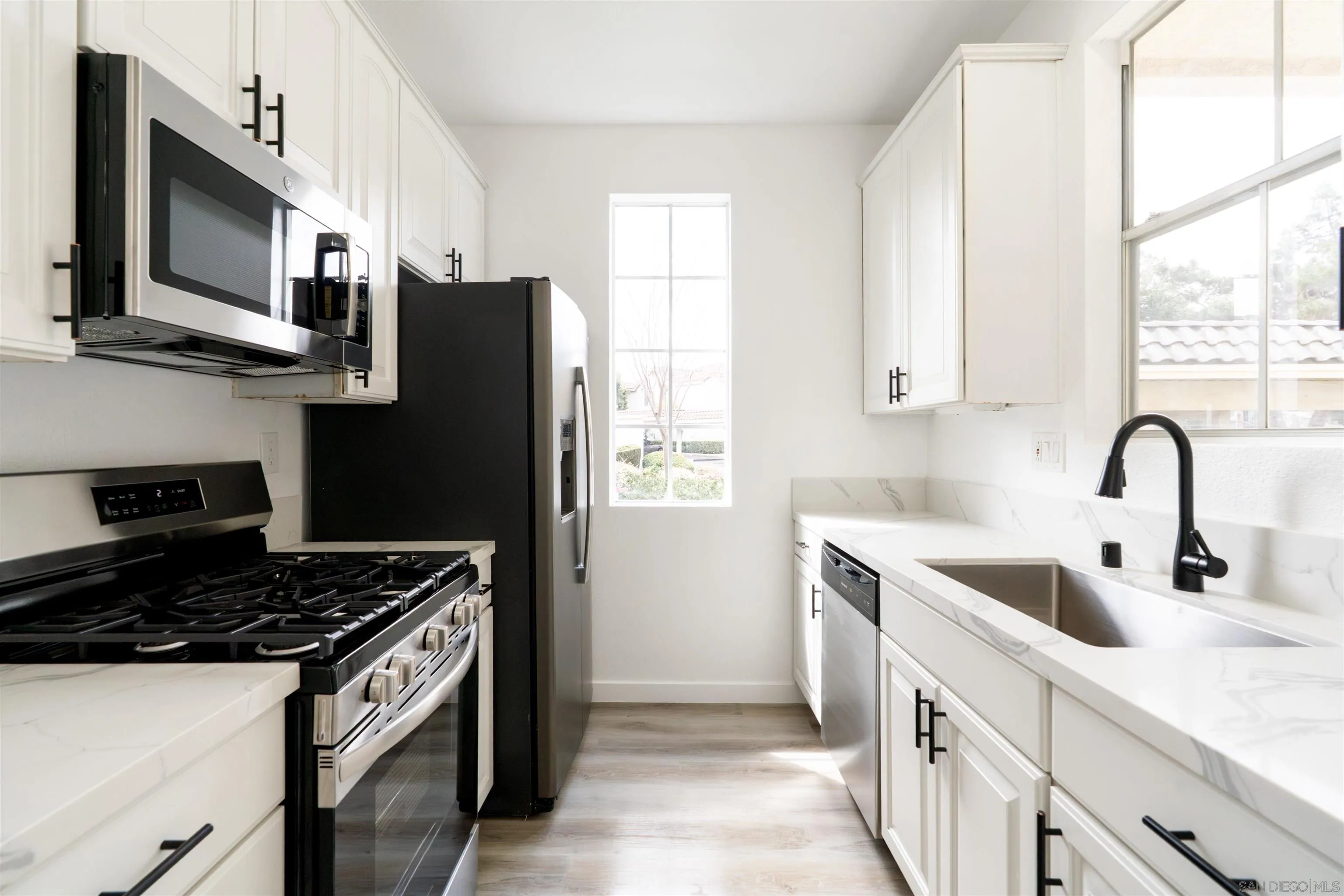 Photo #11: 250035624 Listing: Photo #11