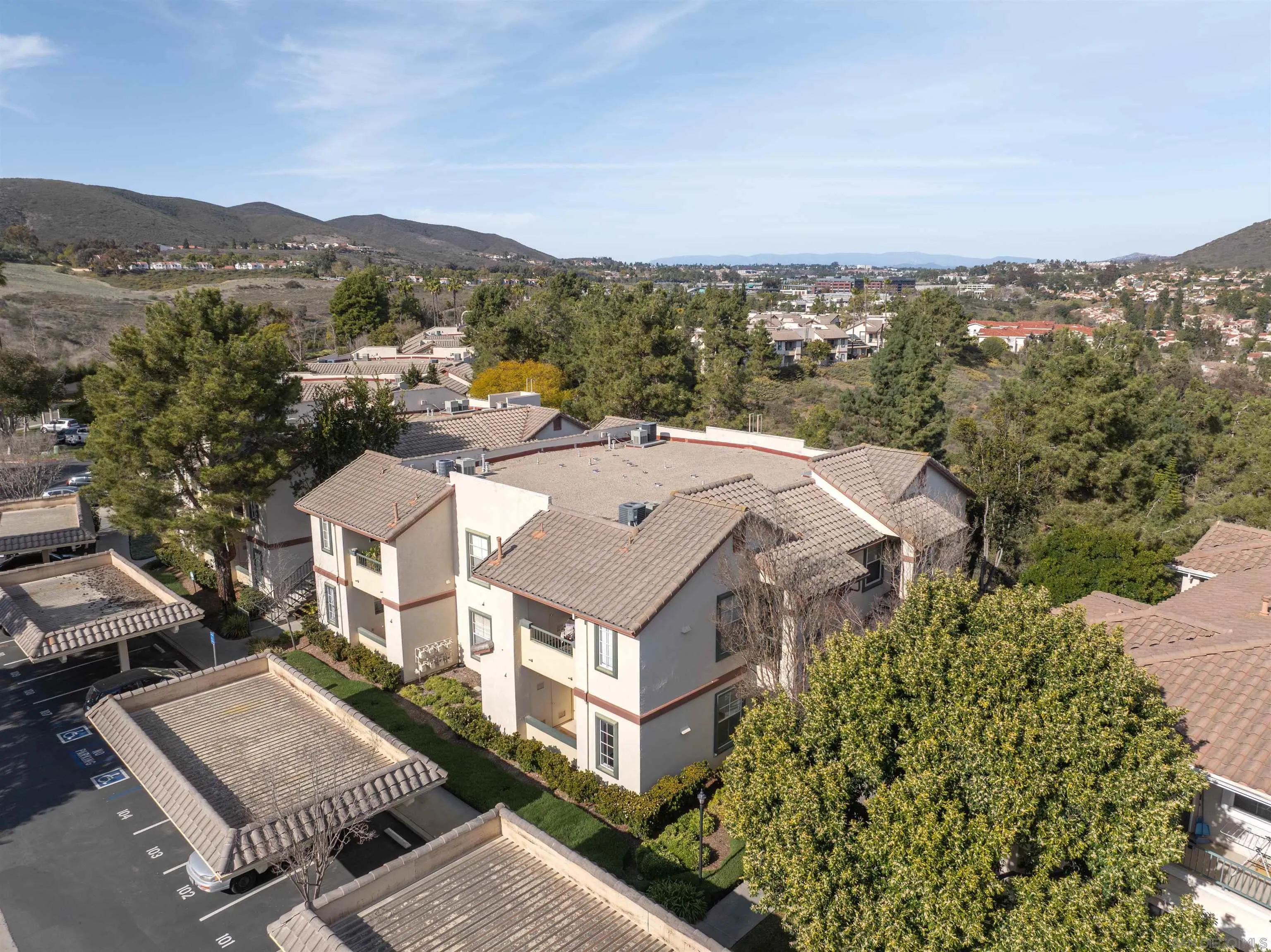 Photo #33: 250035624 Listing: Photo #33