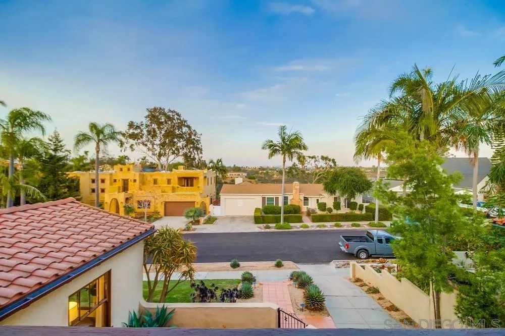 https://cdn.realtyfeed.com/cdn/127/250035625/65cbedd5f71e2c853bf65da7aea43f91.webp