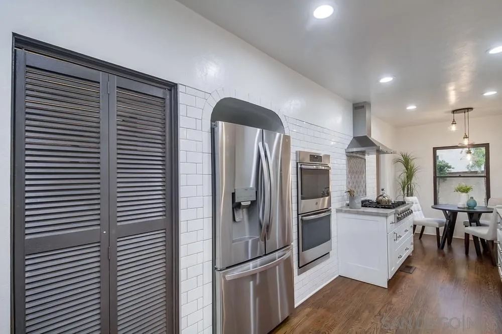 https://cdn.realtyfeed.com/cdn/127/250035625/bee0190b9737b91b0362f472eaf1257c.webp