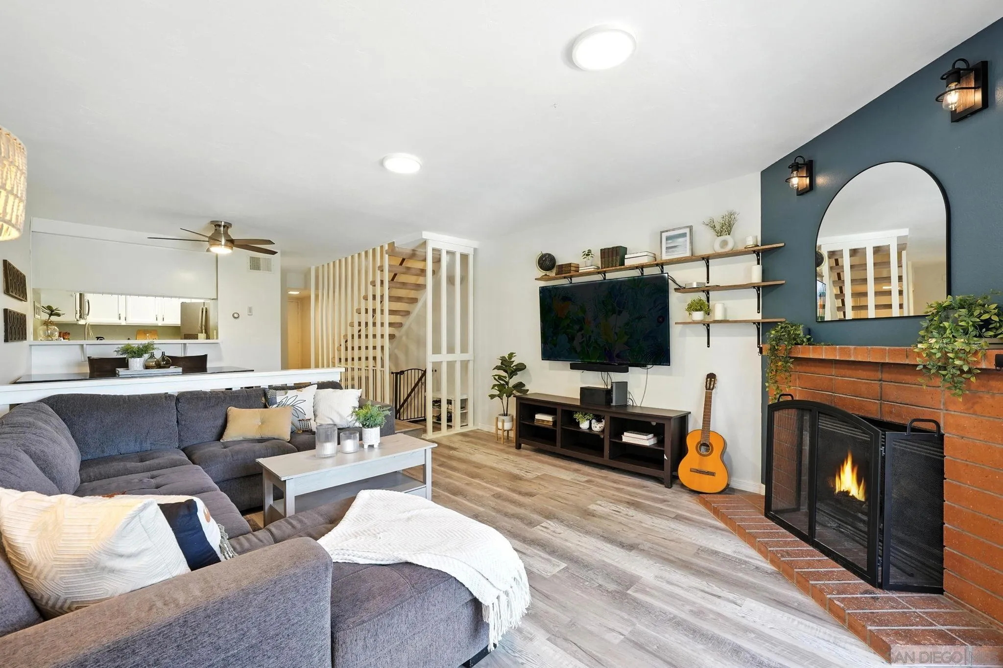Photo #11: 250035627 Listing: Photo #11