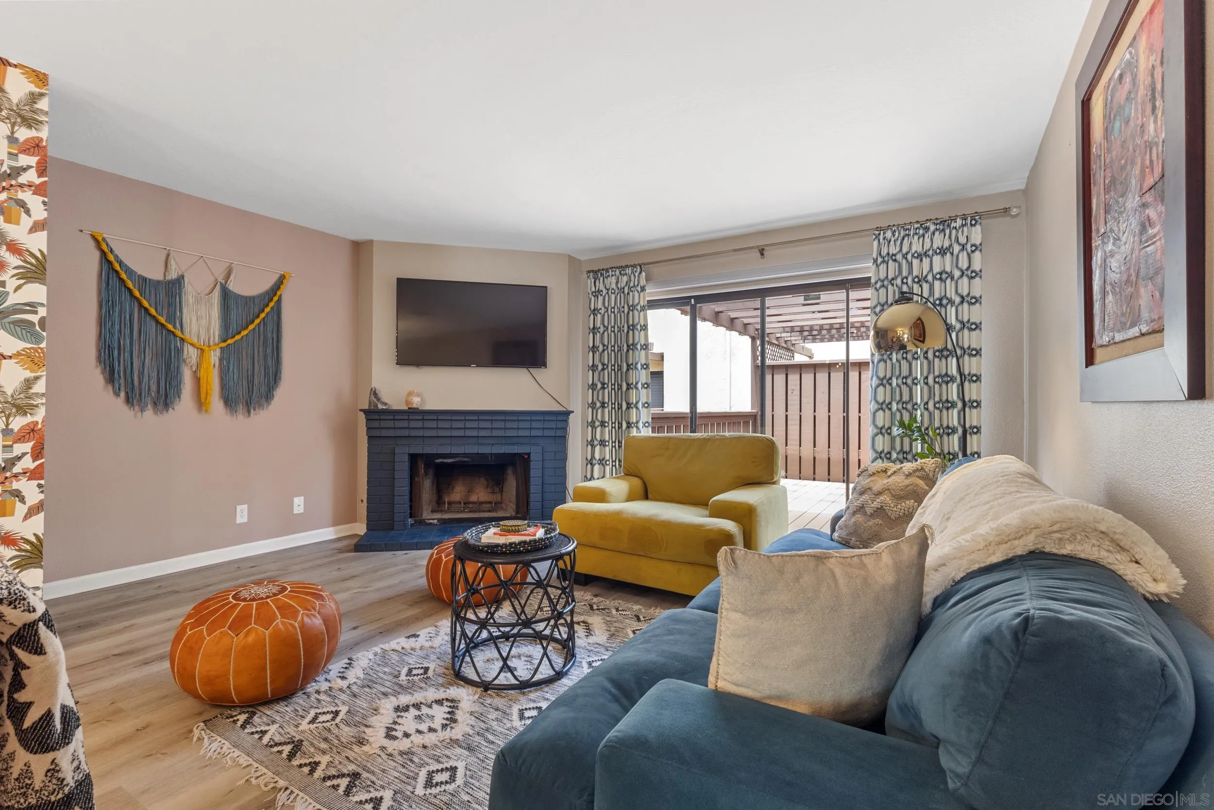 https://cdn.realtyfeed.com/cdn/127/250035628/289afc50205e35e5f4bd5734fff54b82.webp