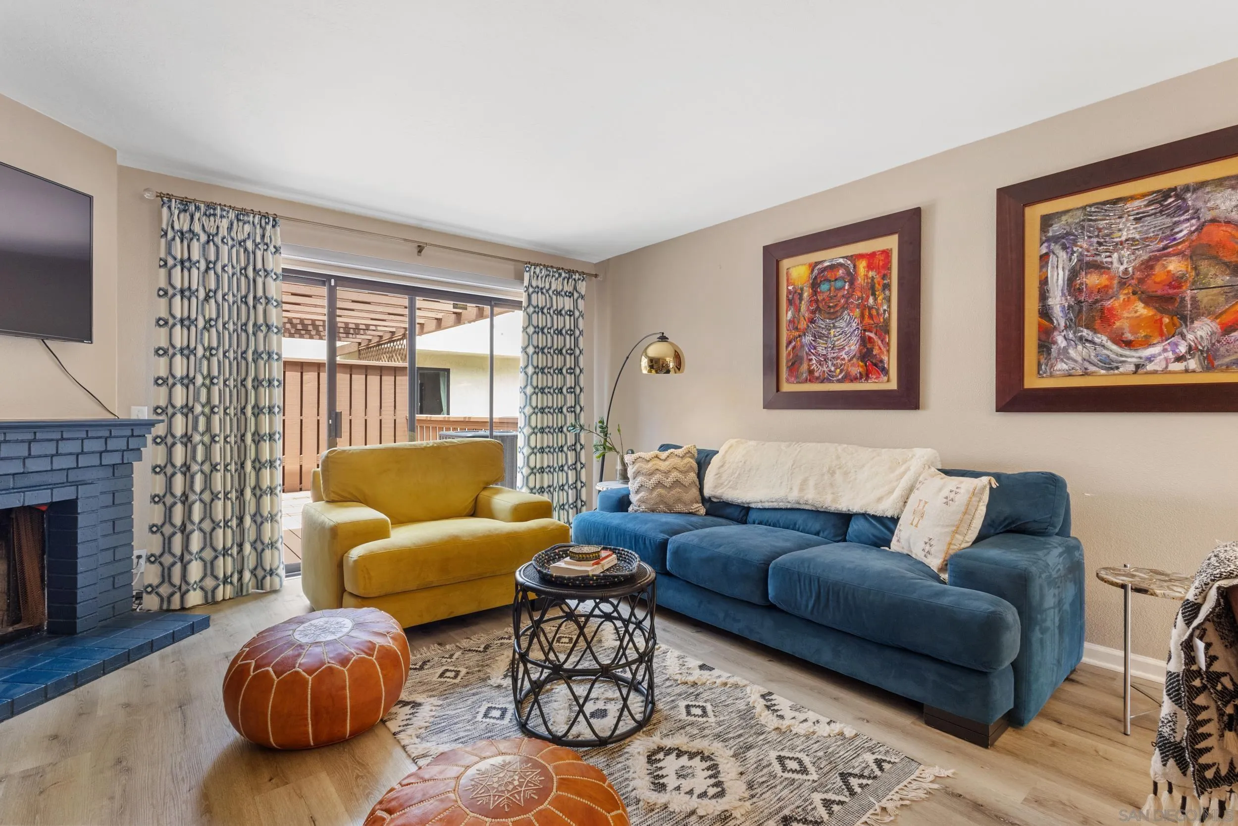 https://cdn.realtyfeed.com/cdn/127/250035628/4b61eea1182f9c18d97d462129fc64aa.webp