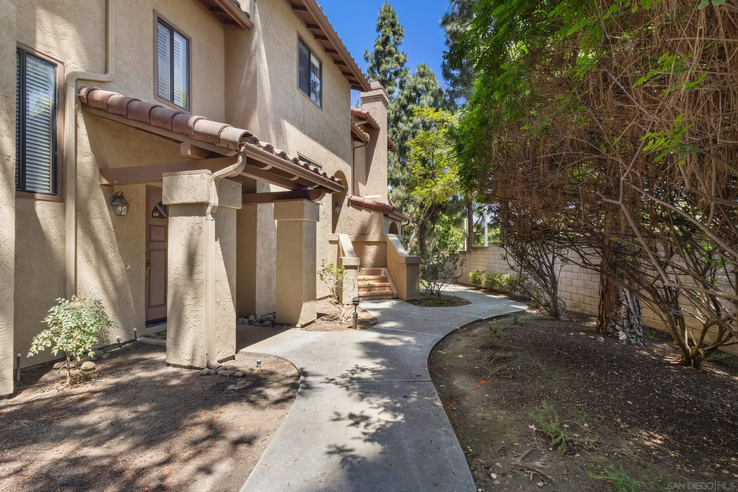 https://cdn.realtyfeed.com/cdn/127/250035628/9238979c514048dbab8eaa4c08cf97e5.webp