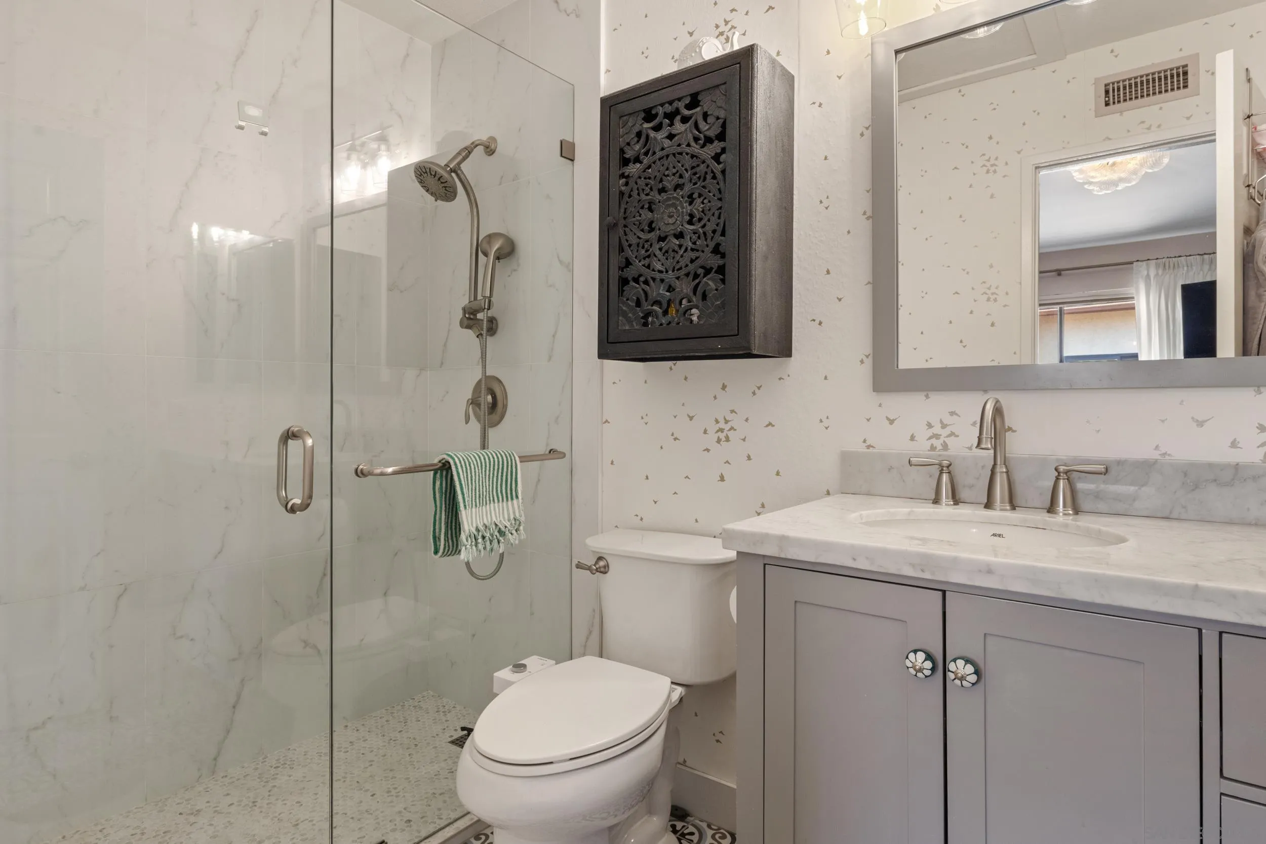 https://cdn.realtyfeed.com/cdn/127/250035628/c70d2baa31a61c276217975aa8e910ae.webp