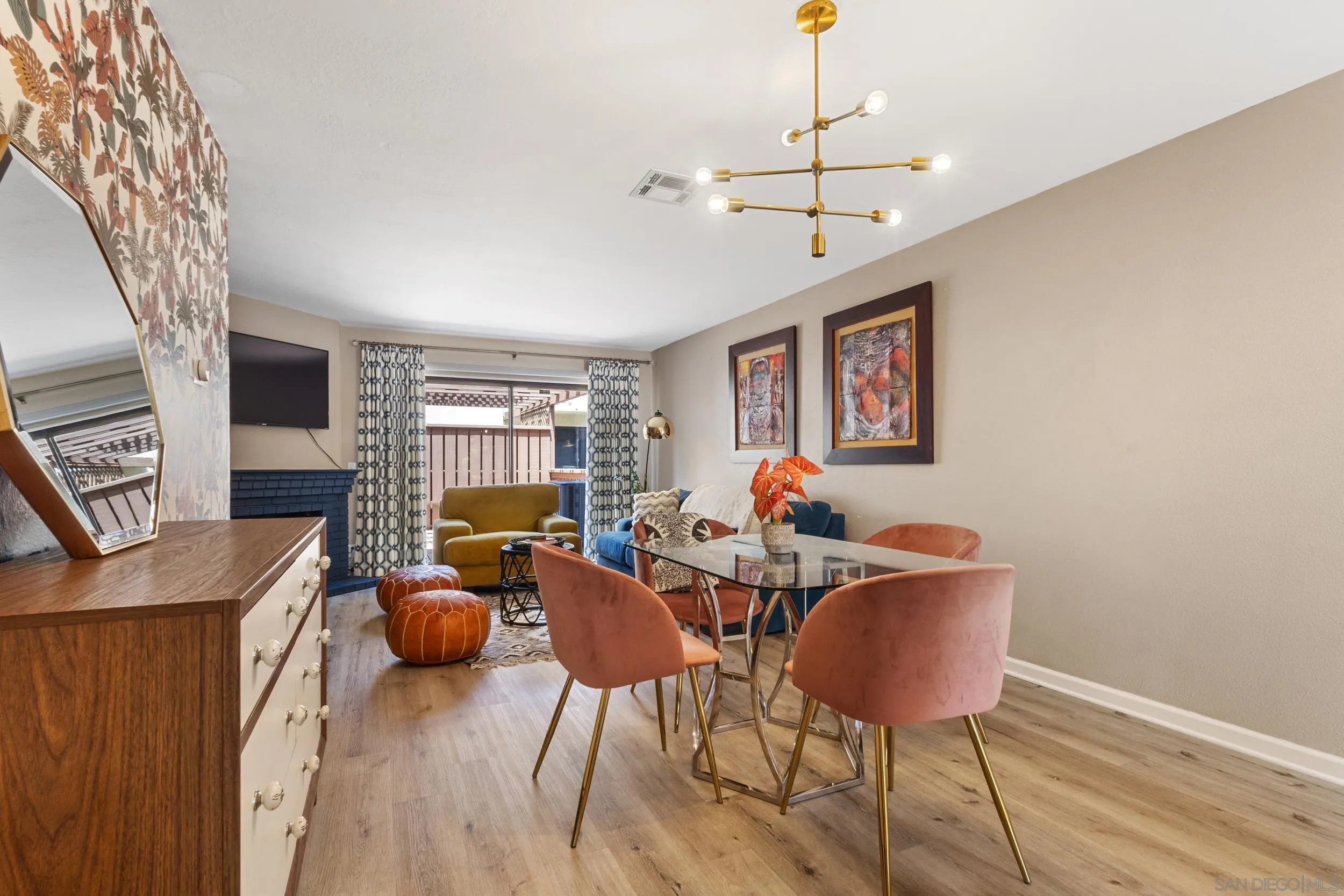 https://cdn.realtyfeed.com/cdn/127/250035628/f5d343d1e9f9f5c50c2edcaa0c371af1.webp