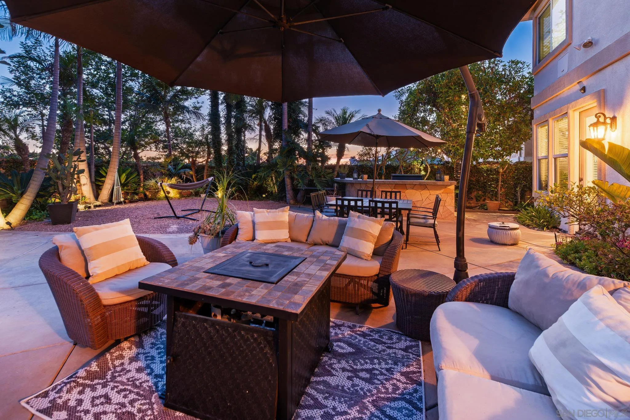 https://cdn.realtyfeed.com/cdn/127/250035631/1b93d1cc91e92d6c5cef547a005335f6.webp