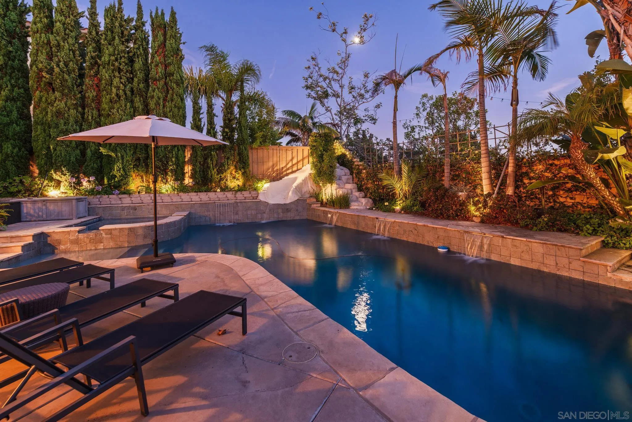 https://cdn.realtyfeed.com/cdn/127/250035631/6a45ee7908149f0cae04b9a36947f4f0.webp