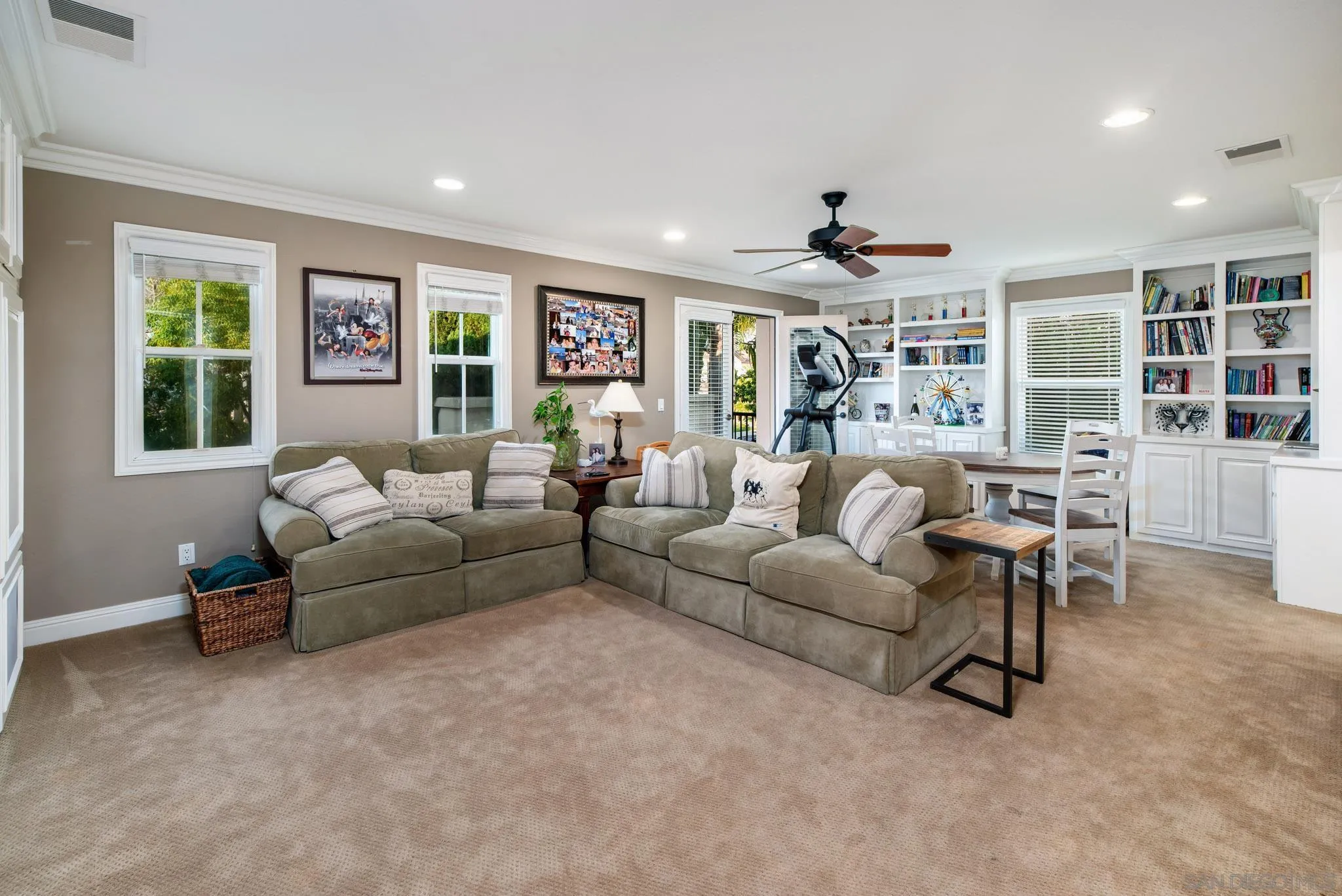 https://cdn.realtyfeed.com/cdn/127/250035631/c4c8e66fe7b84d18d7f94b5658985f07.webp