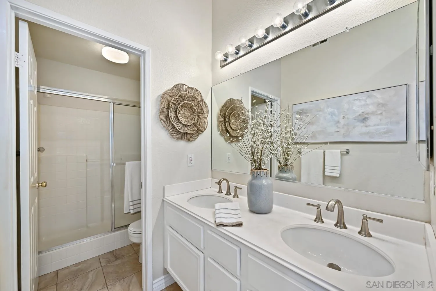 Photo #10: 250035632 Listing: Photo #10