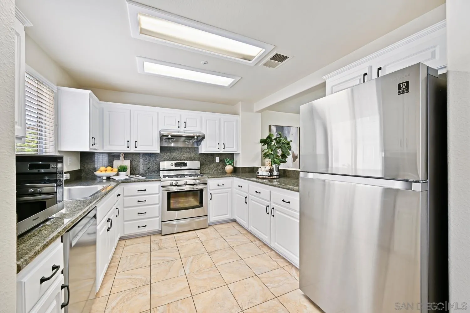 Photo #6: 250035632 Listing 