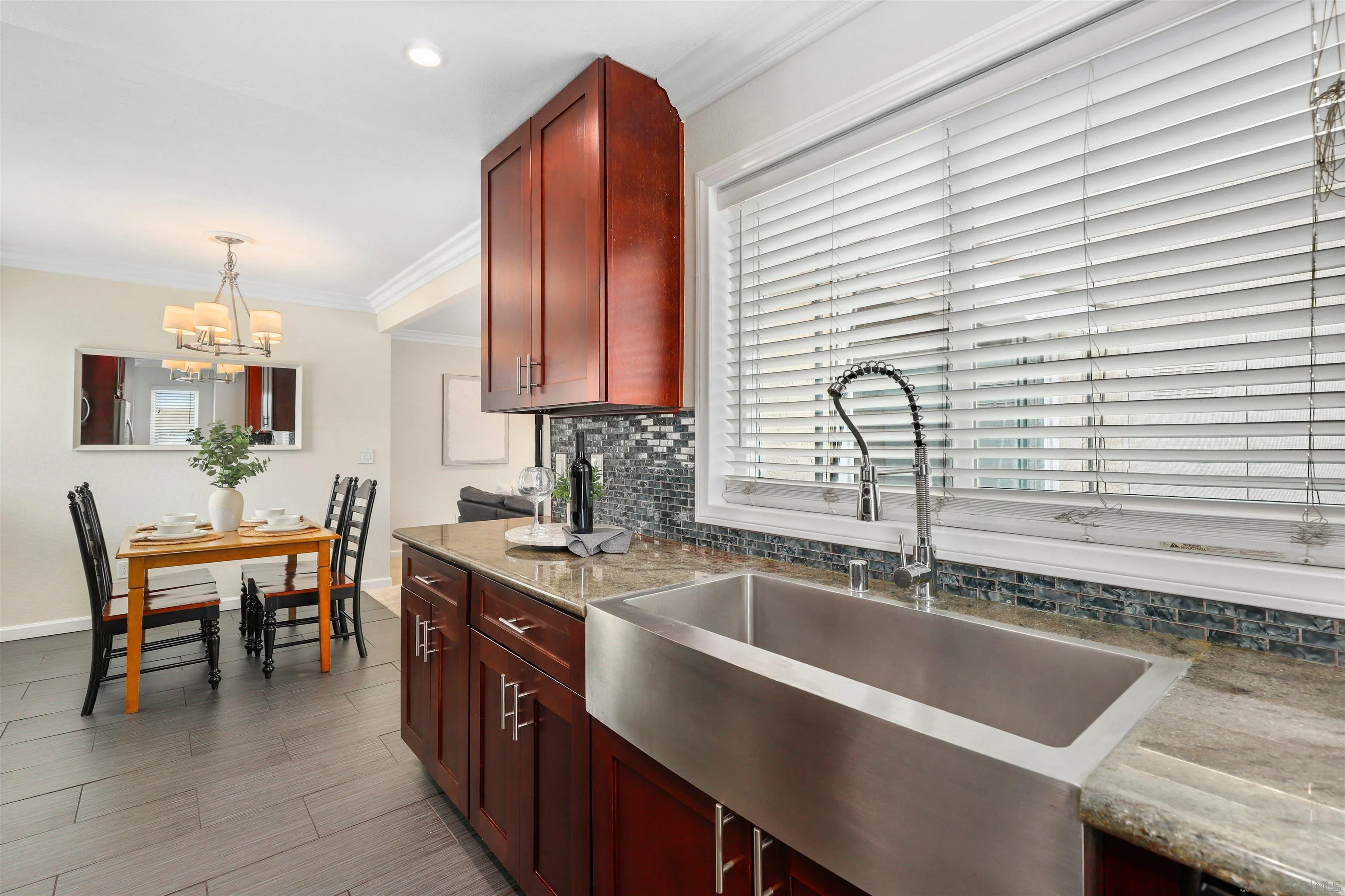 Photo #4: 250035641 Listing 